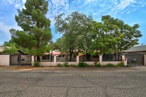 Homes For Sale - 2560 Mervosh Avenue<br/> Albuquerque, NM 87105