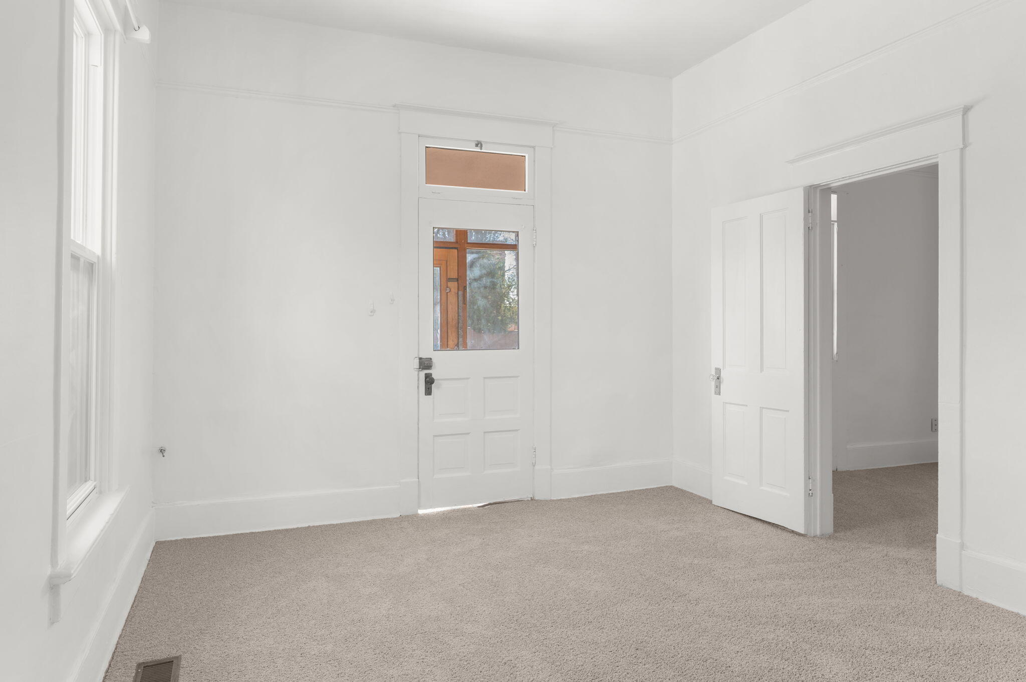 1305 Marble Avenue NW