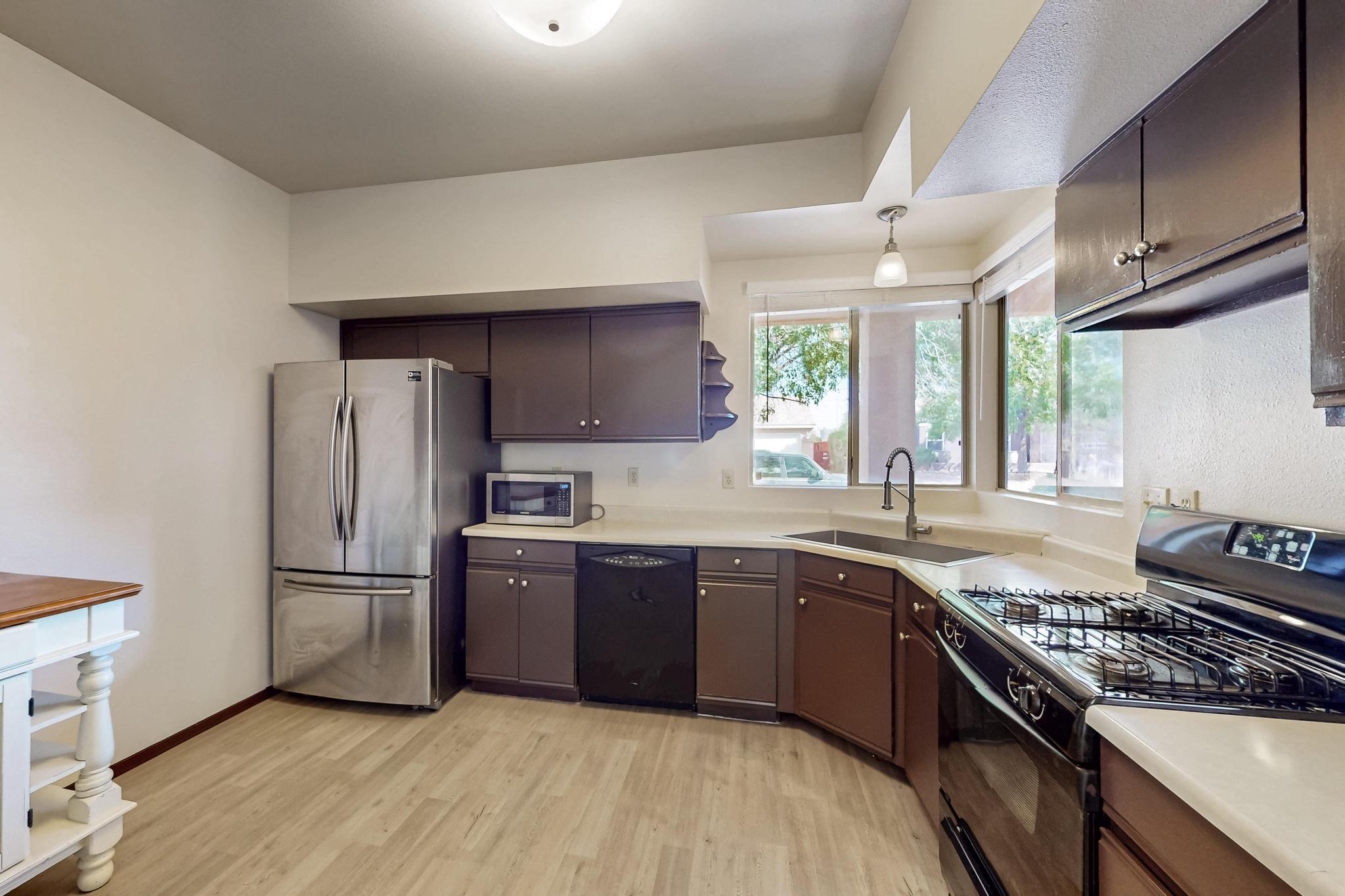 1375 Golden Eye Loop, Rio Rancho, New Mexico image 3