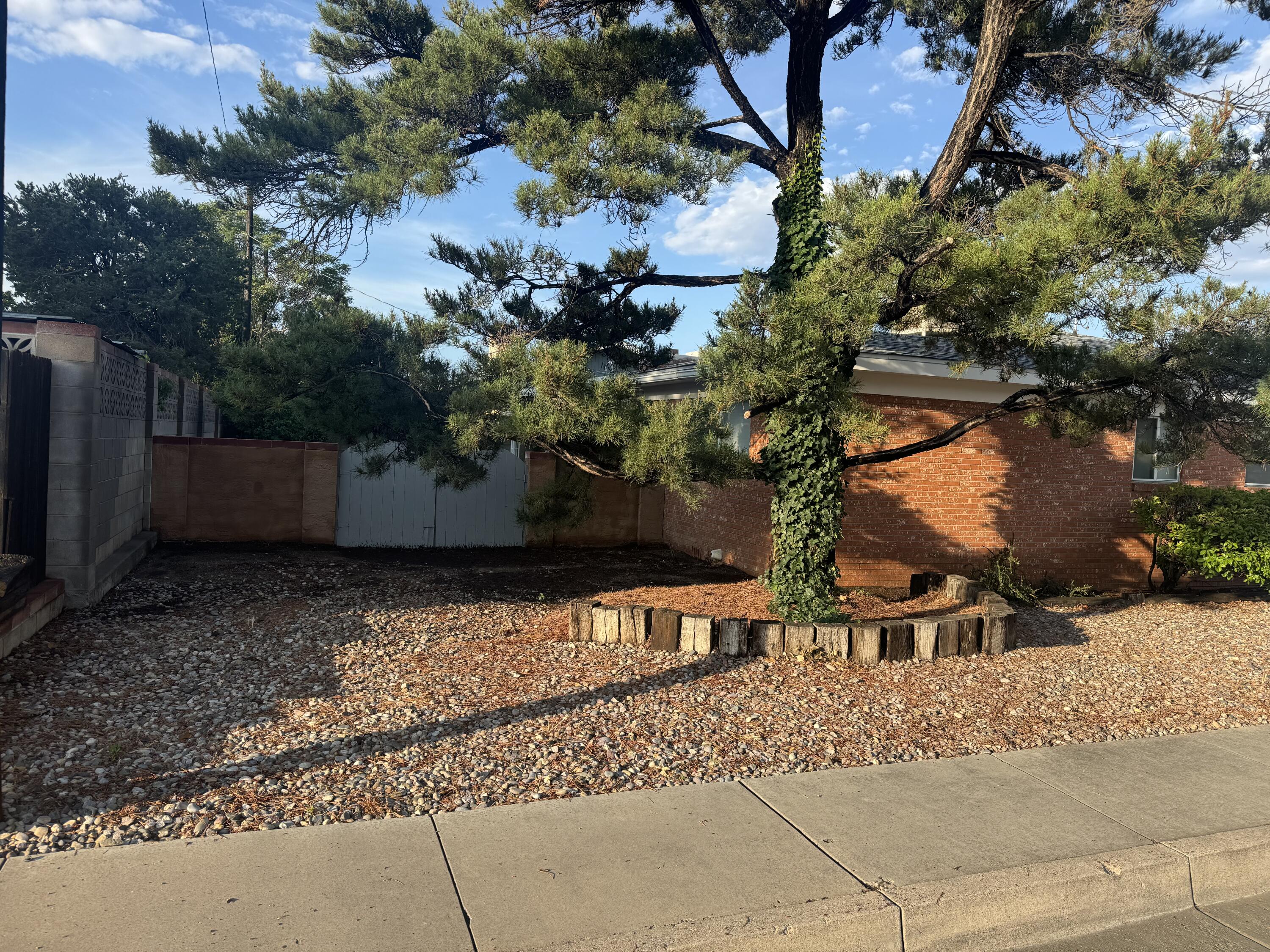 2920 Alcazar Street, Albuquerque, New Mexico image 4