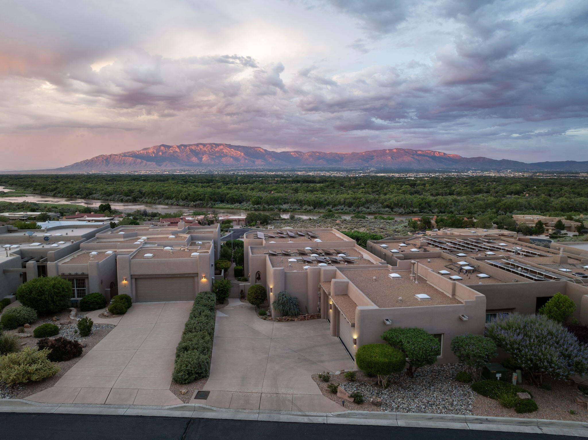 3924 Oxbow Village Lane, Albuquerque, New Mexico image 2