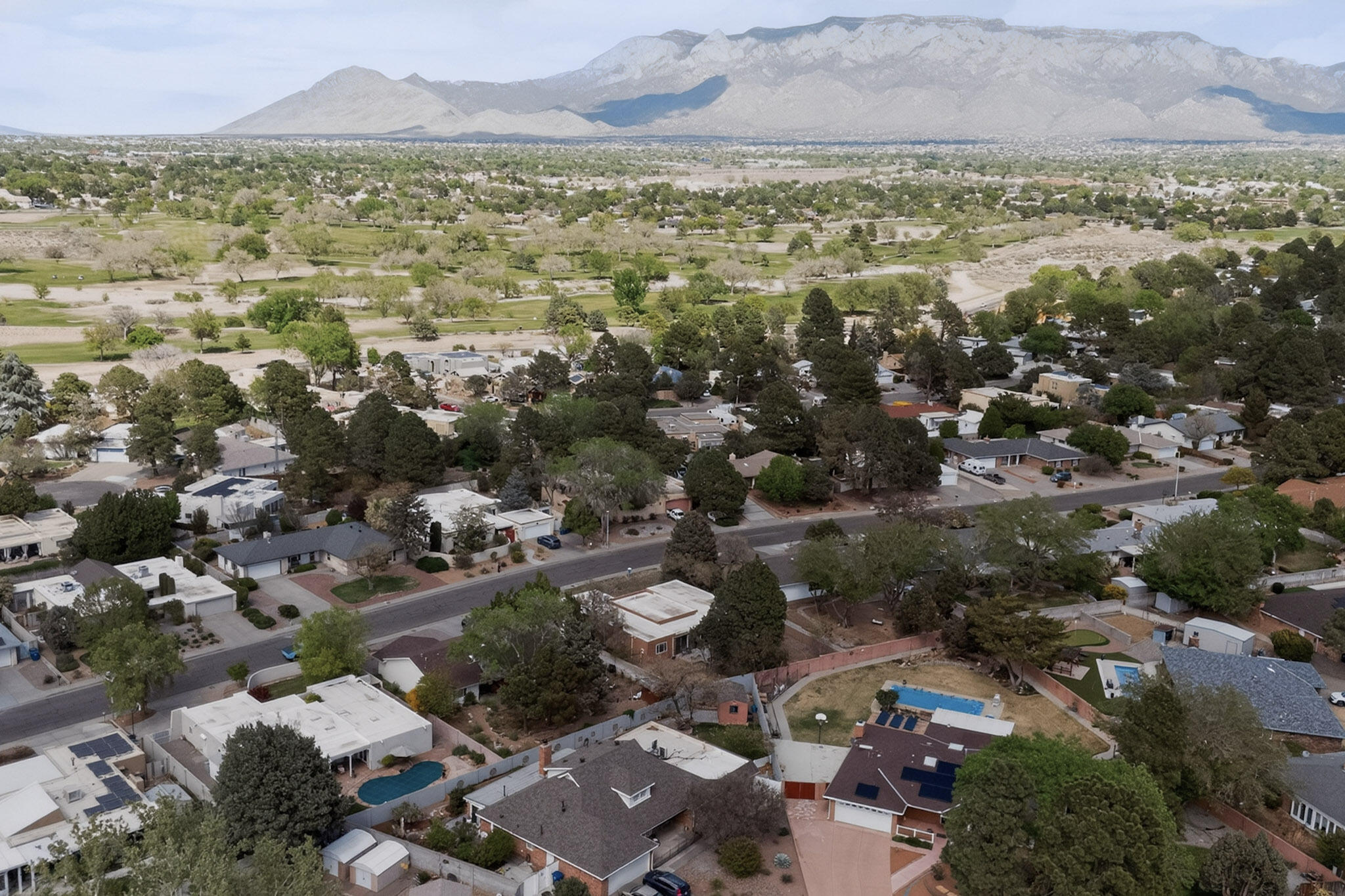 7012 Arroyo Del Oso Avenue NE