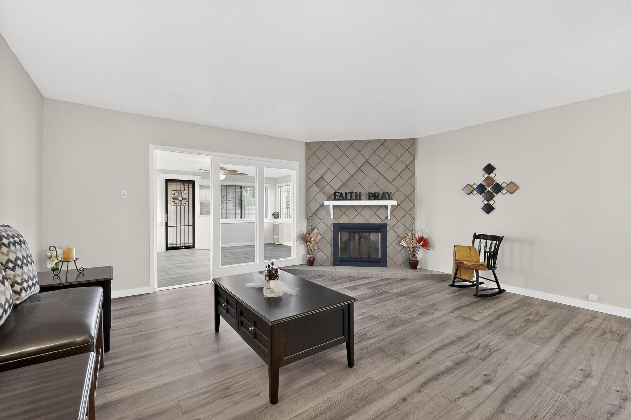 Photo 1 of 45 — 10401 Princess Jeanne Avenue NE, Albuquerque, NM 87112