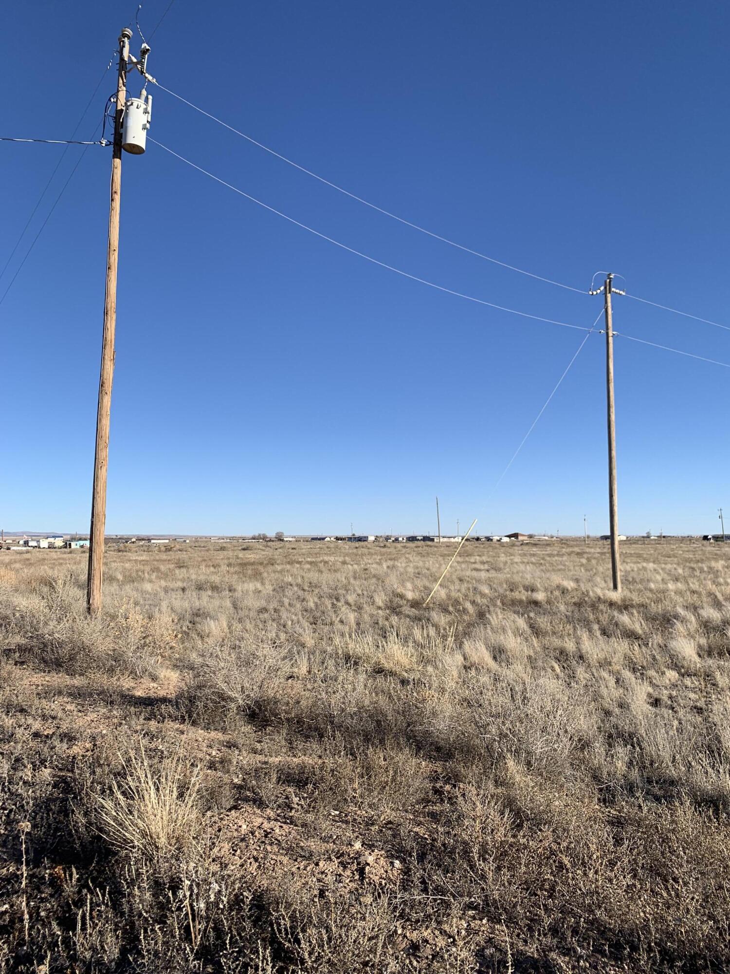 00 Berrendo, McIntosh, New Mexico image 1