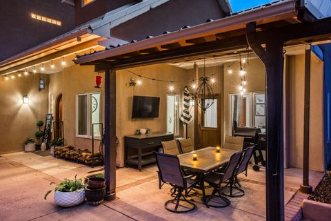 Photo of 41 Avenida Del Sol, Cedar Crest, NM 87008 (MLS # 1101775)