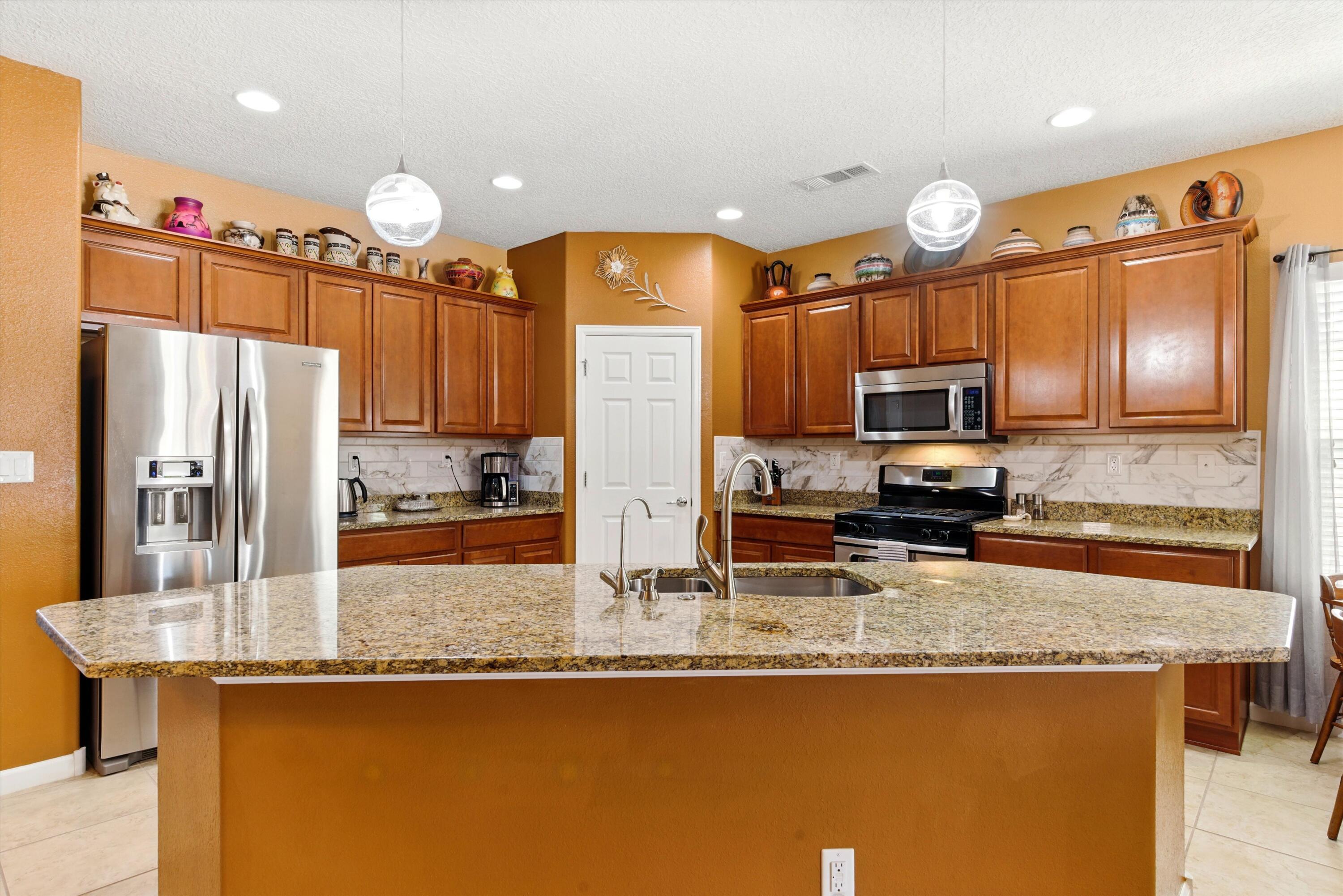 3928 Las Colinas Avenue, Rio Rancho, New Mexico image 16