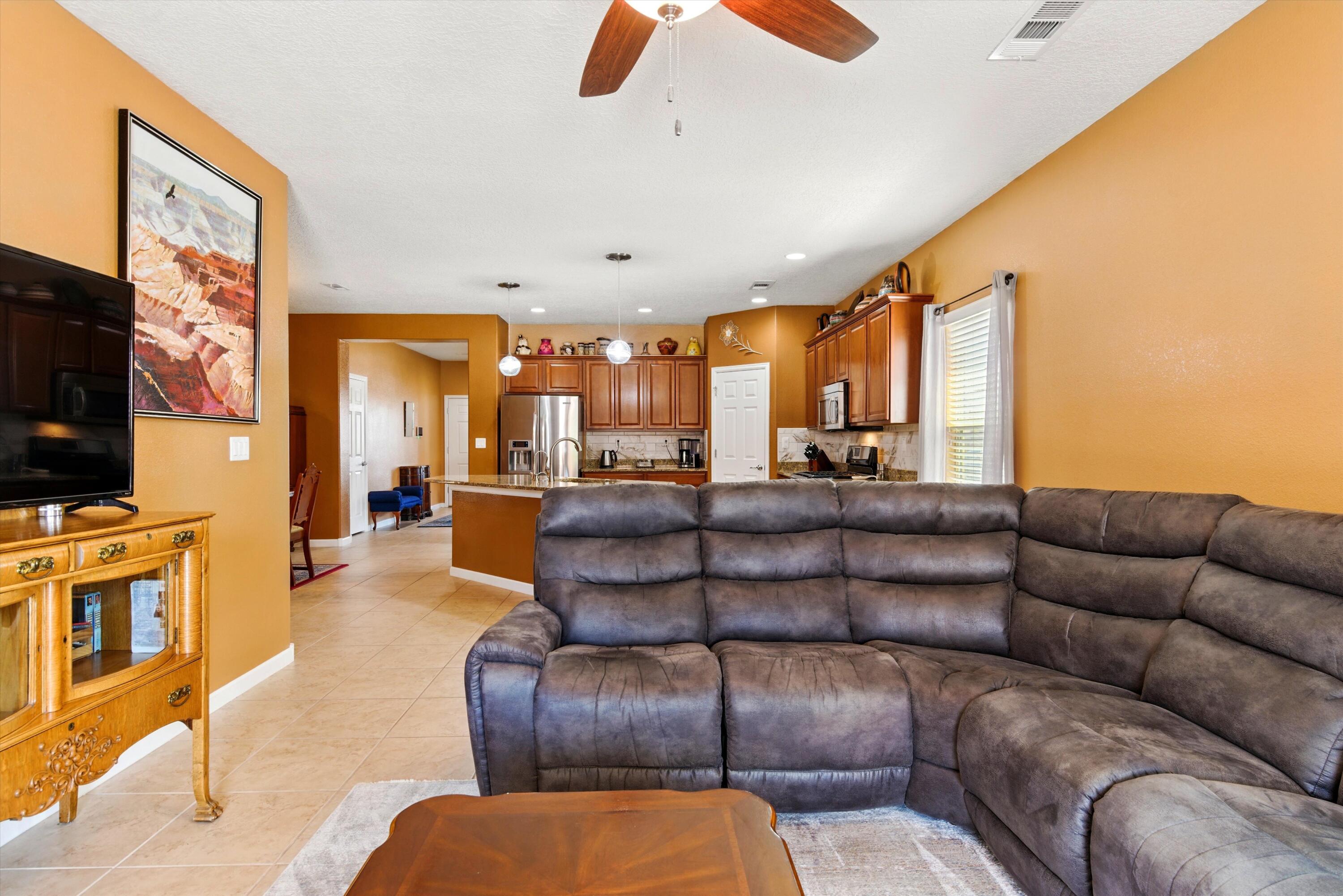 3928 Las Colinas Avenue, Rio Rancho, New Mexico image 22