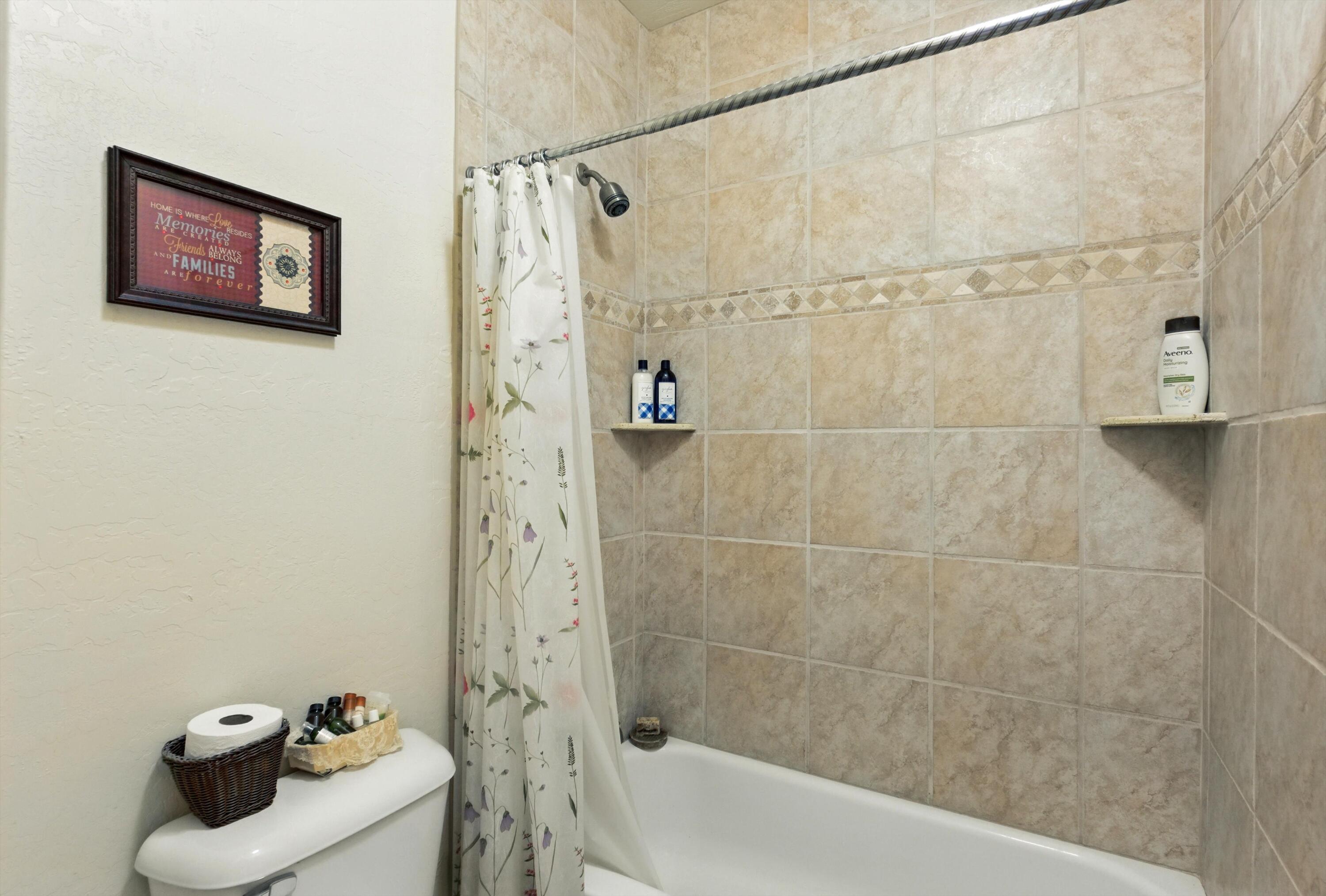 7024 Vatapa Road, Rio Rancho, New Mexico image 28