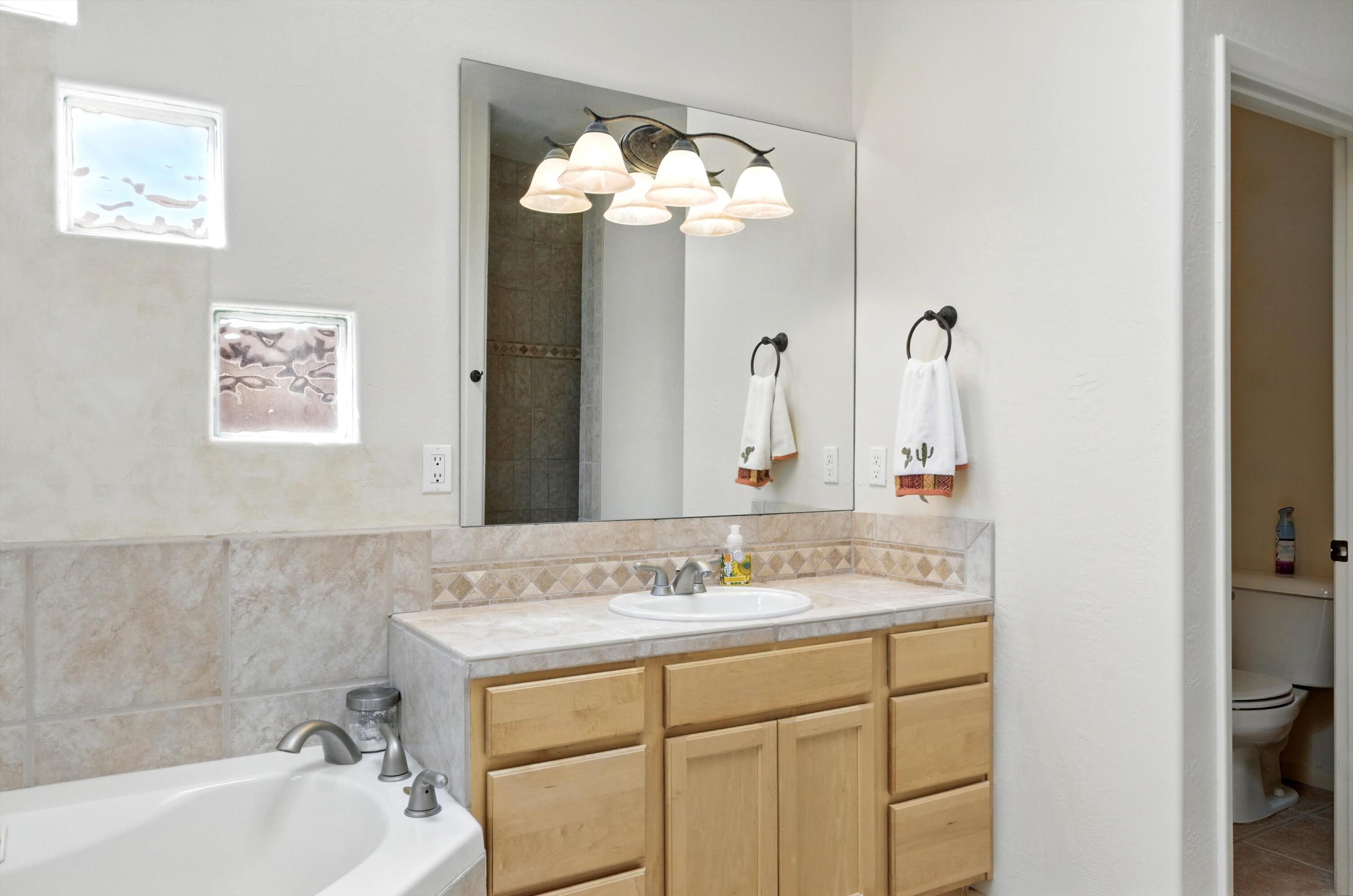 7024 Vatapa Road, Rio Rancho, New Mexico image 22