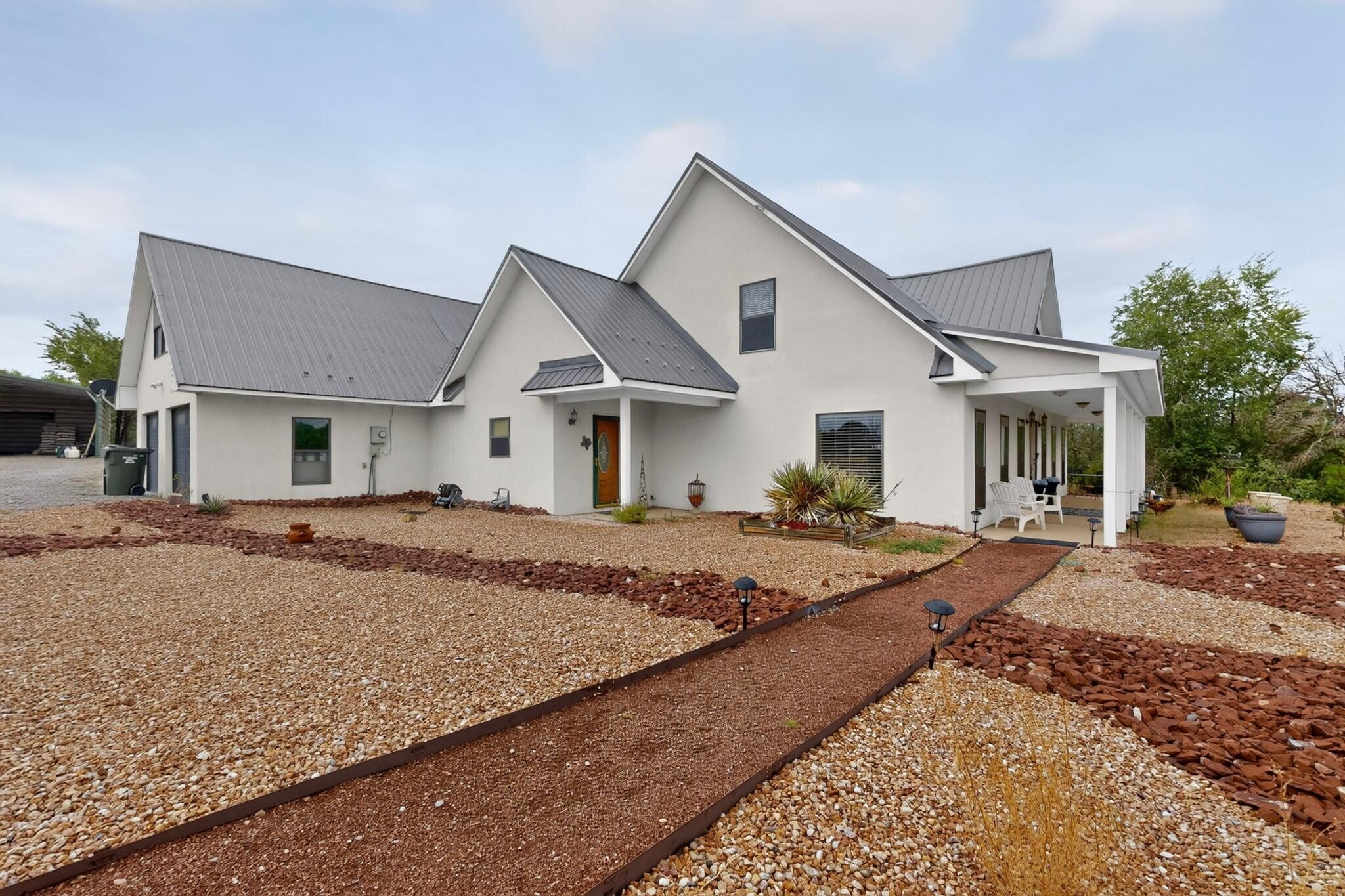 4 Quail Run Court