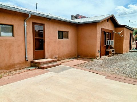 Homes For Sale - 959 S Hill Road<br/> Bernalillo, NM 87004