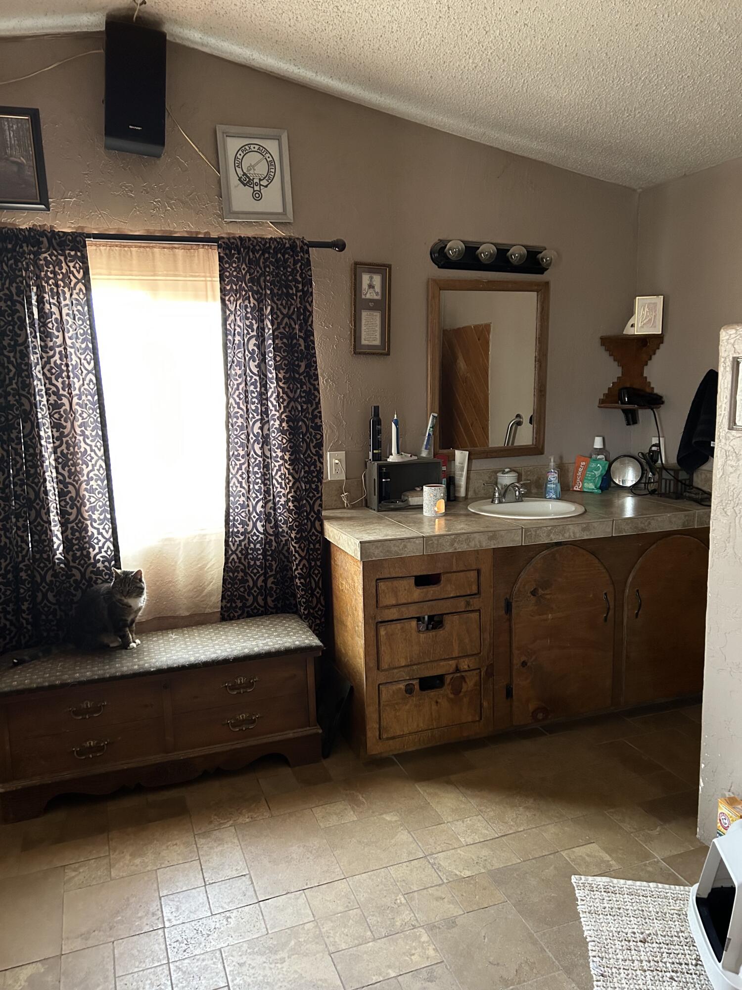 17 Hopi Drive, Los Lunas, New Mexico image 16