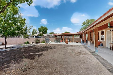 Photo of 251 SICHLER Road, Los Lunas, NM 87031 (MLS # 1088551)