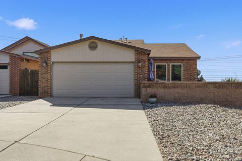 Photo of 4919 Calle De Carino NE, Albuquerque, NM 87111 (MLS # 1095070)