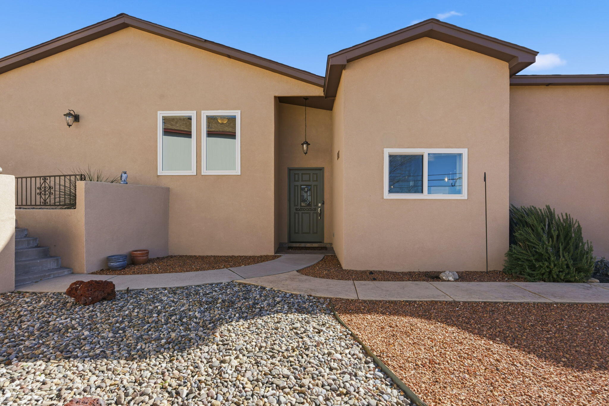 4919 Calle De Carino NE