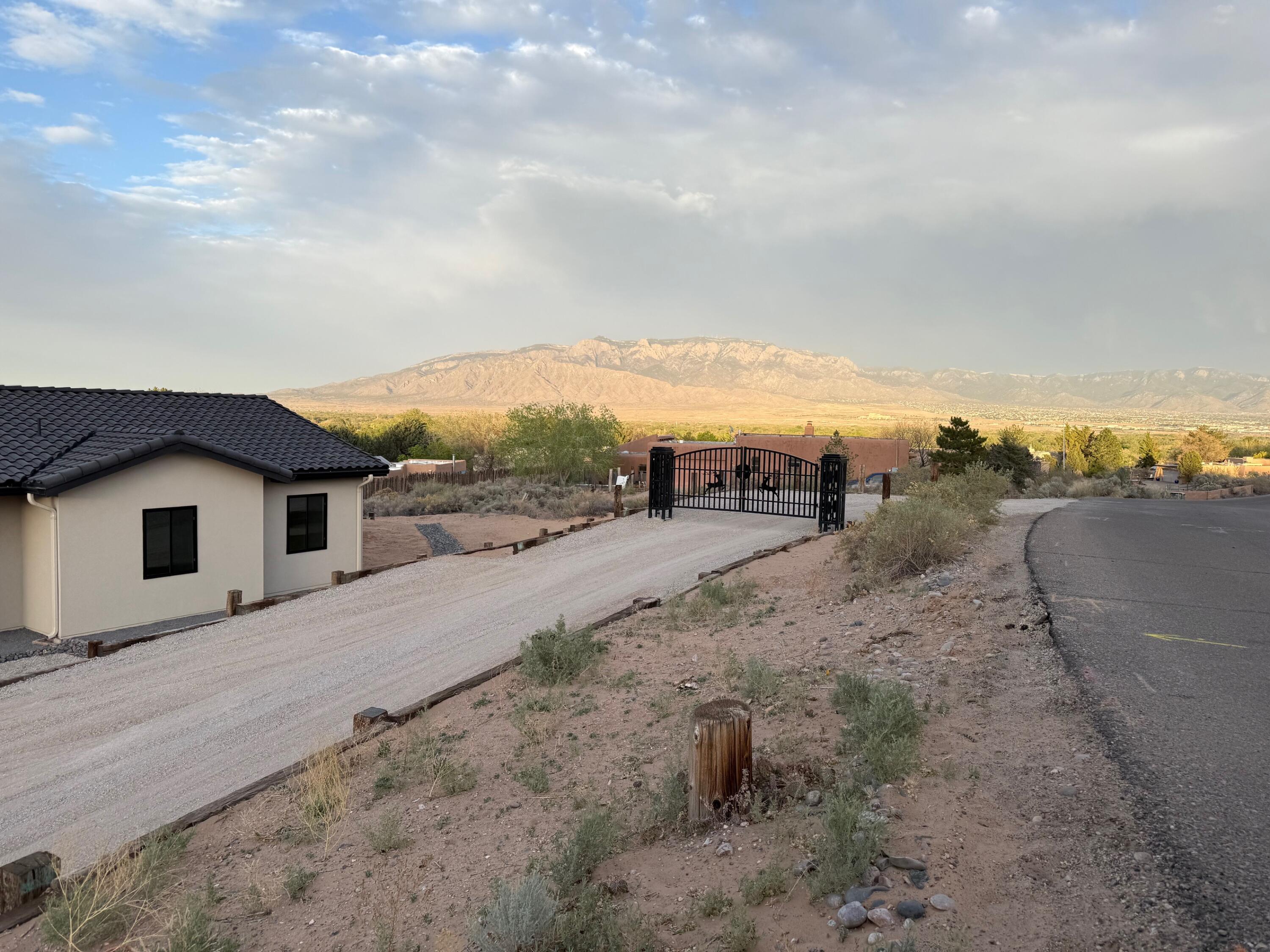 324 Morning Sun Trl Trail, Corrales, New Mexico image 4