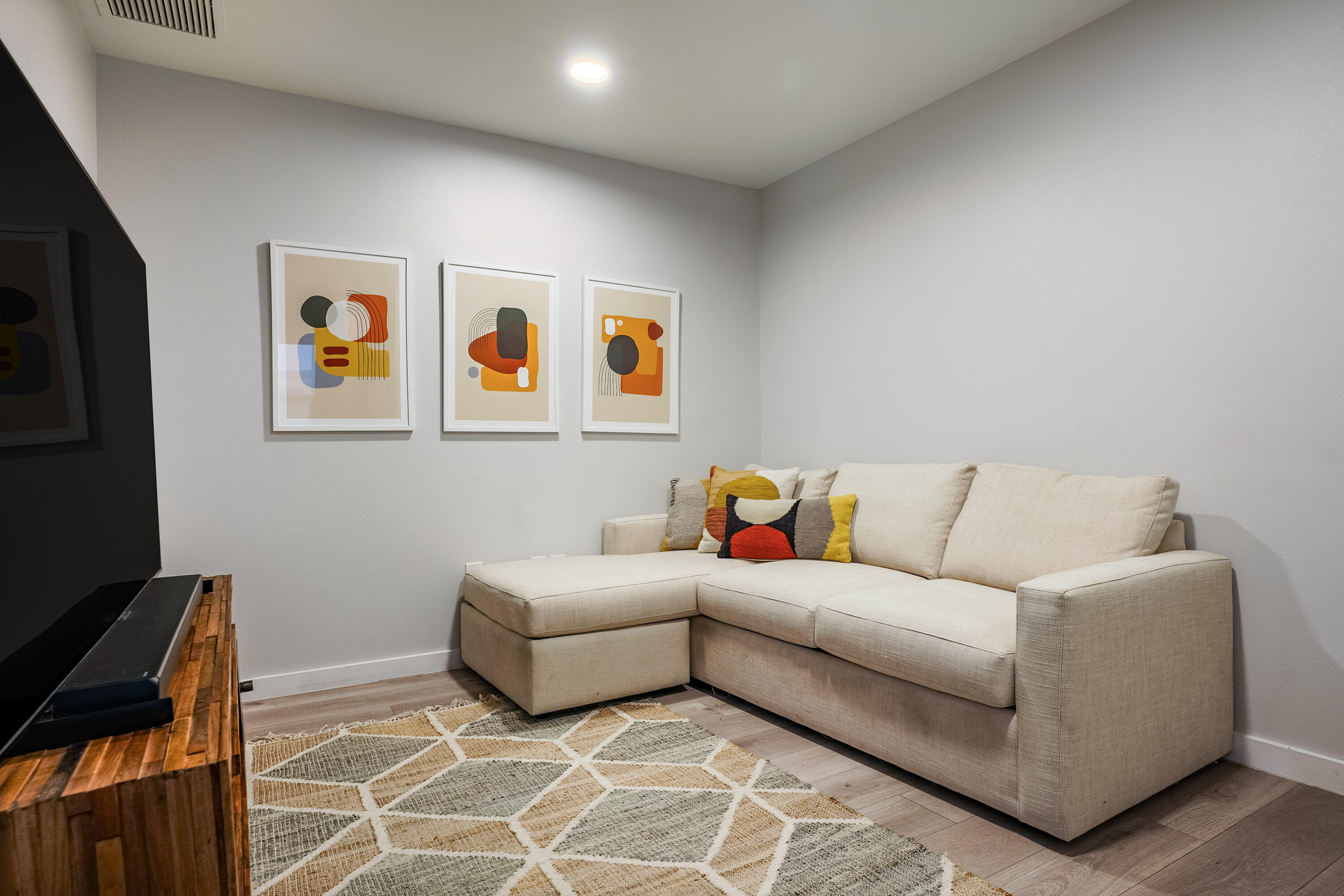 220 Aliso Drive, Albuquerque, New Mexico image 4