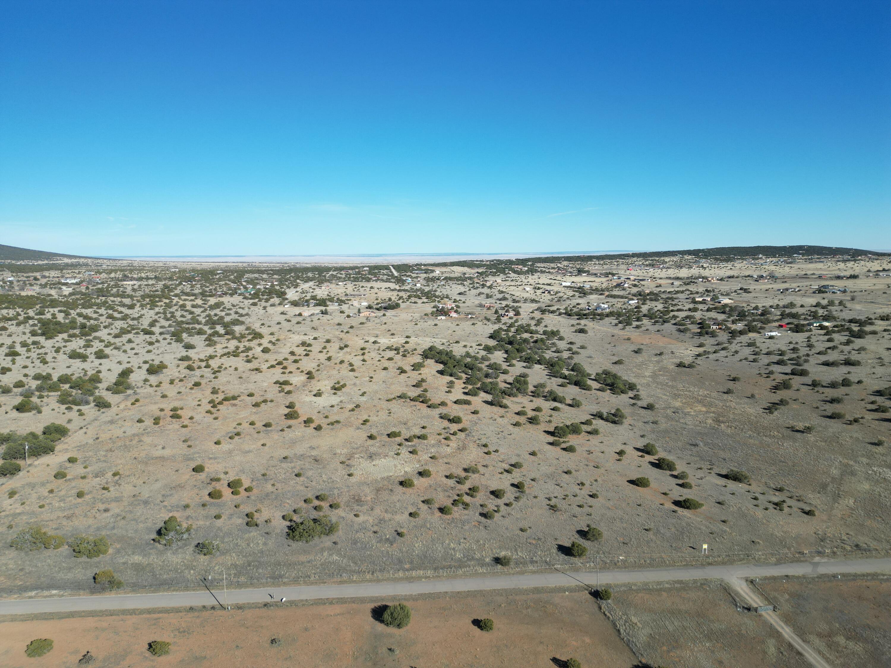 Frost & Tumbleweed E2nw4sw4, Sandia Park, New Mexico image 9