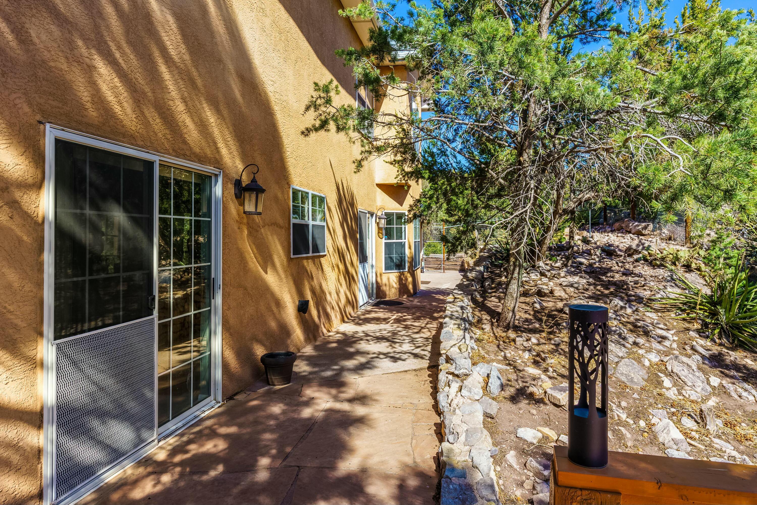 18 Puesta Del Sol, Cedar Crest, New Mexico image 39