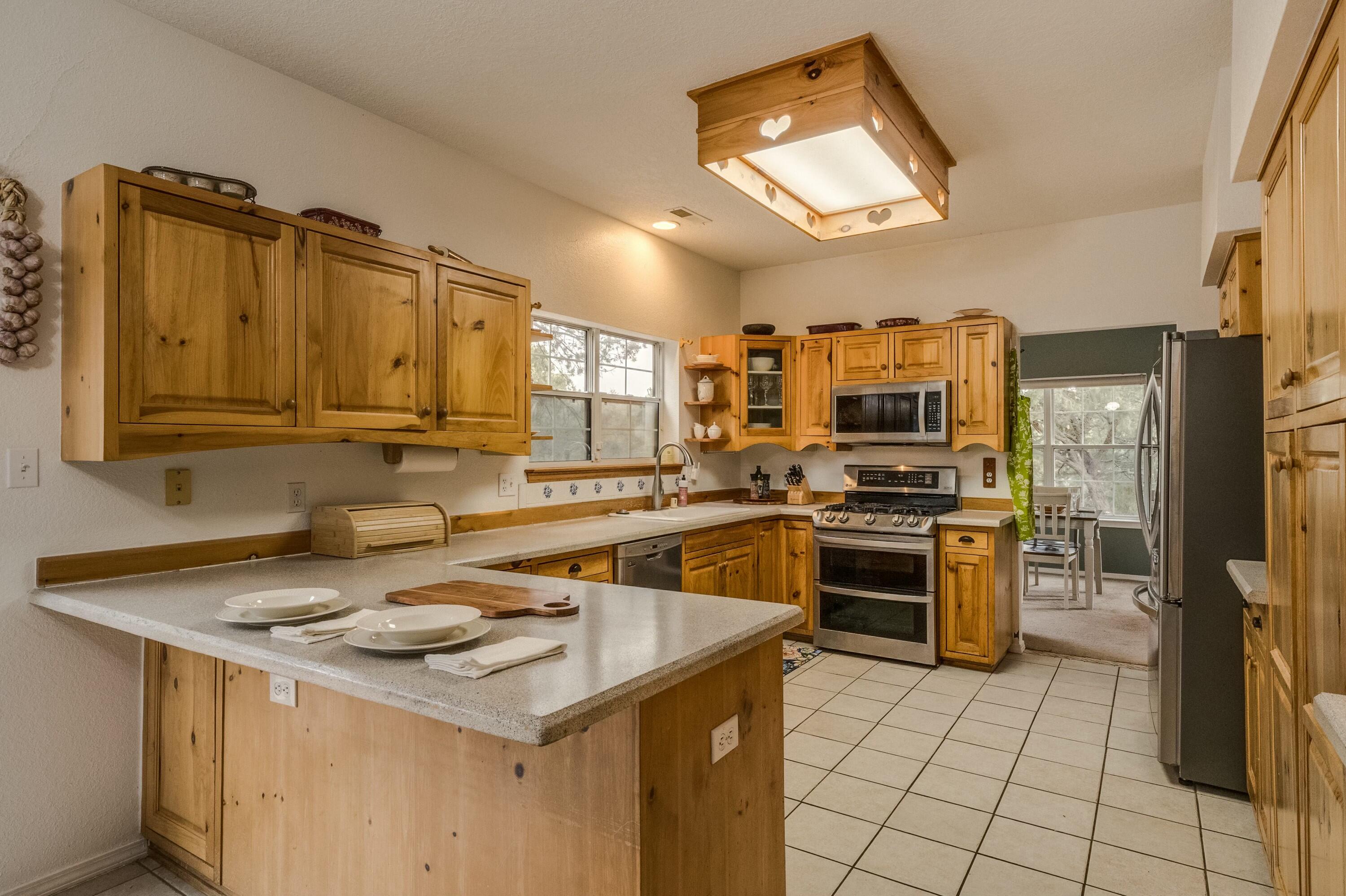 18 Puesta Del Sol, Cedar Crest, New Mexico image 17