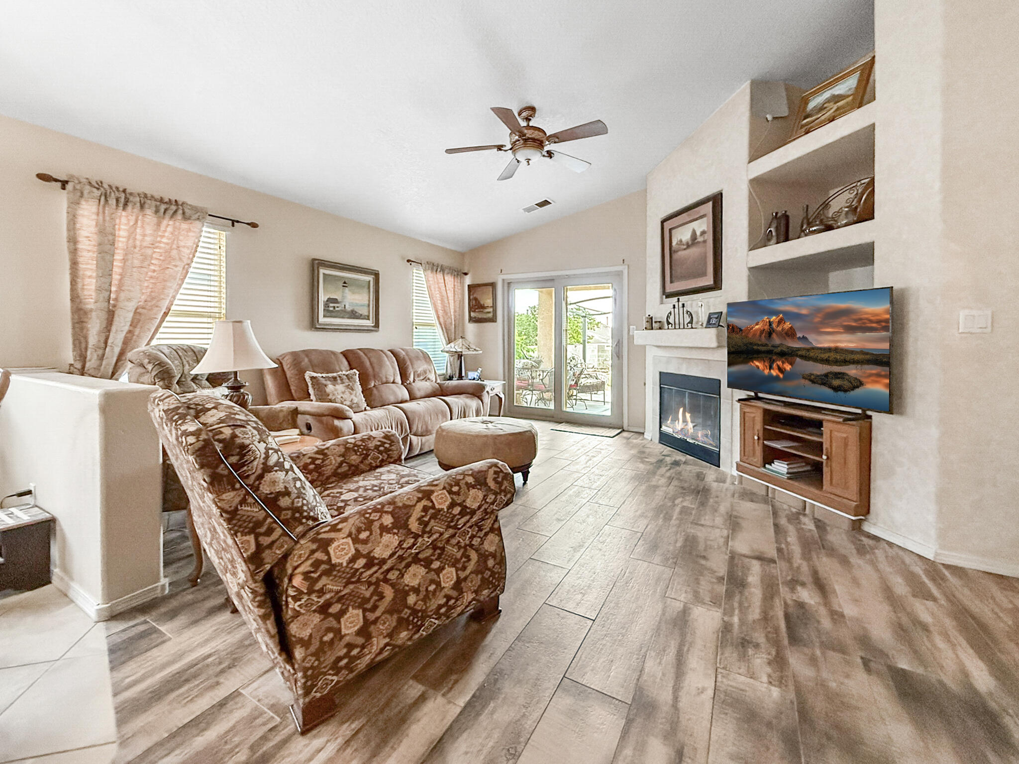 4532 Ambrose Alday Loop, Rio Rancho, New Mexico image 3