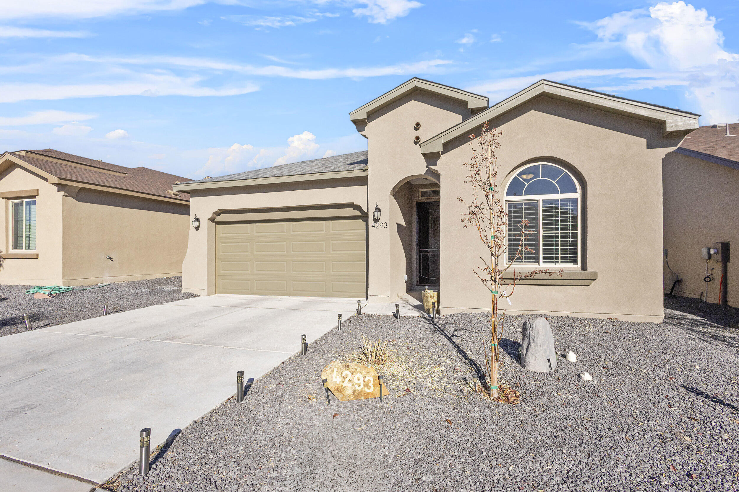 4293 Crowned Eagle Loop, Rio Rancho, New Mexico image 1