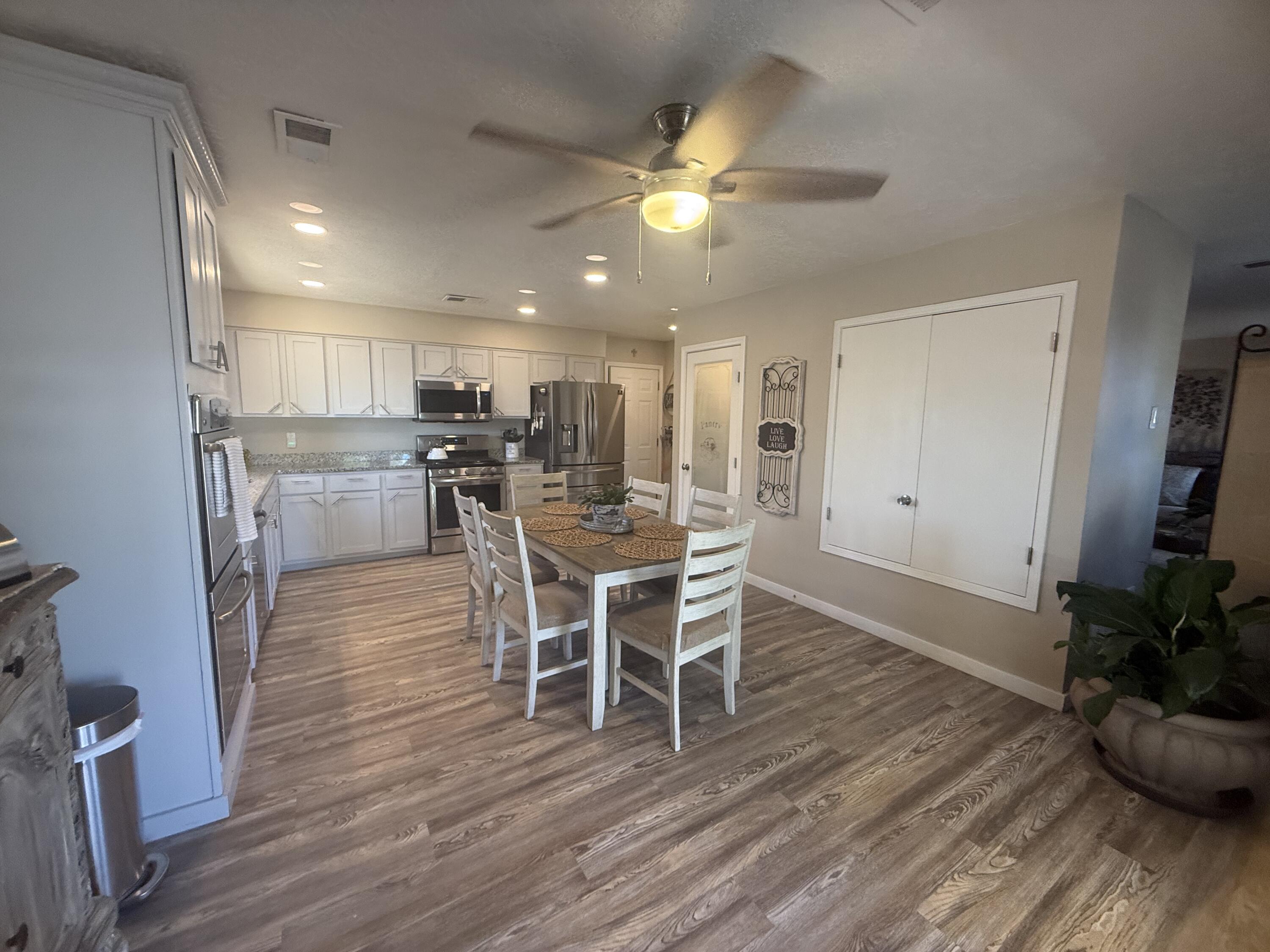 840 Amethyst Drive, Rio Rancho, New Mexico image 9