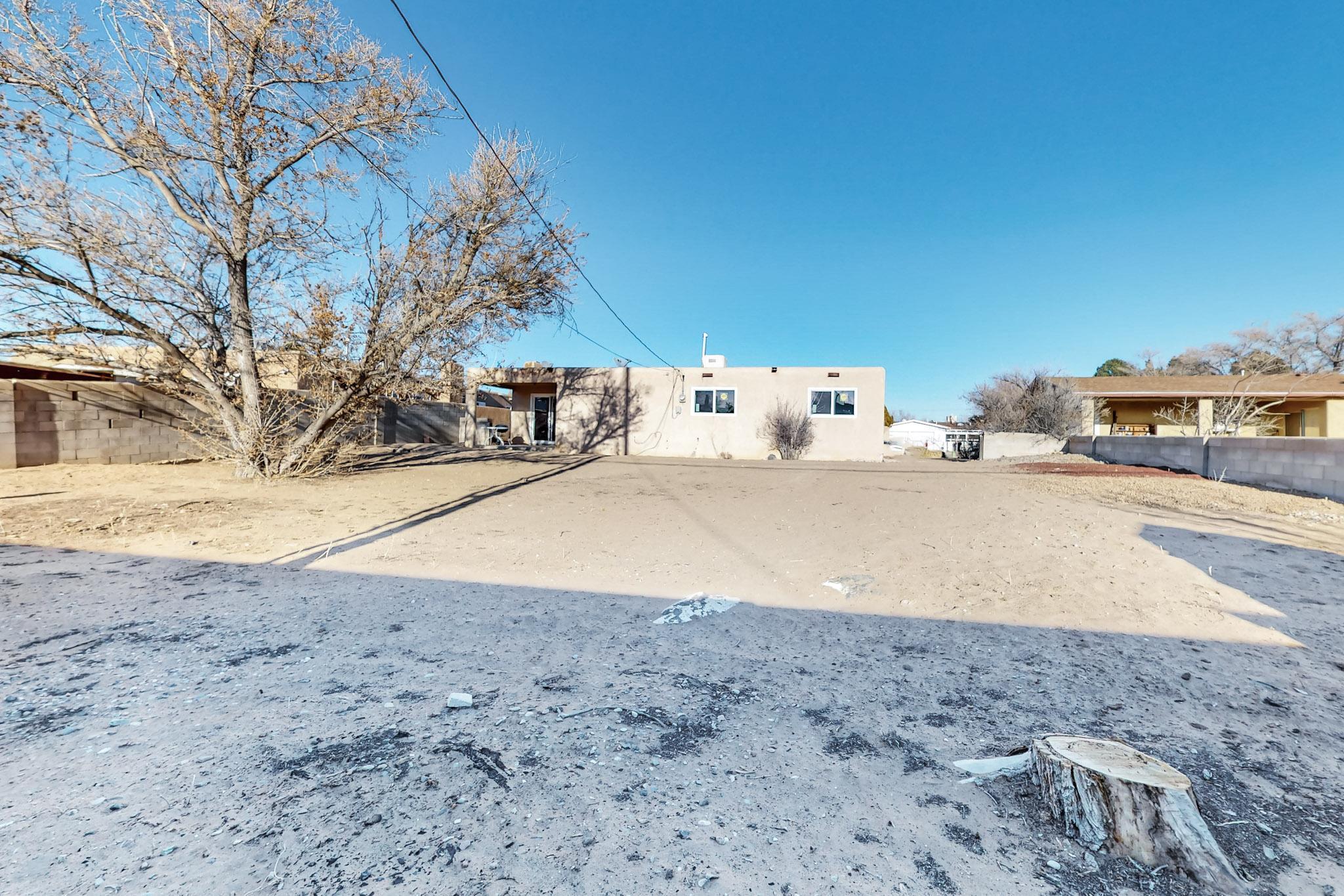 5852 Avenida La Barranca Place, Albuquerque, New Mexico image 35