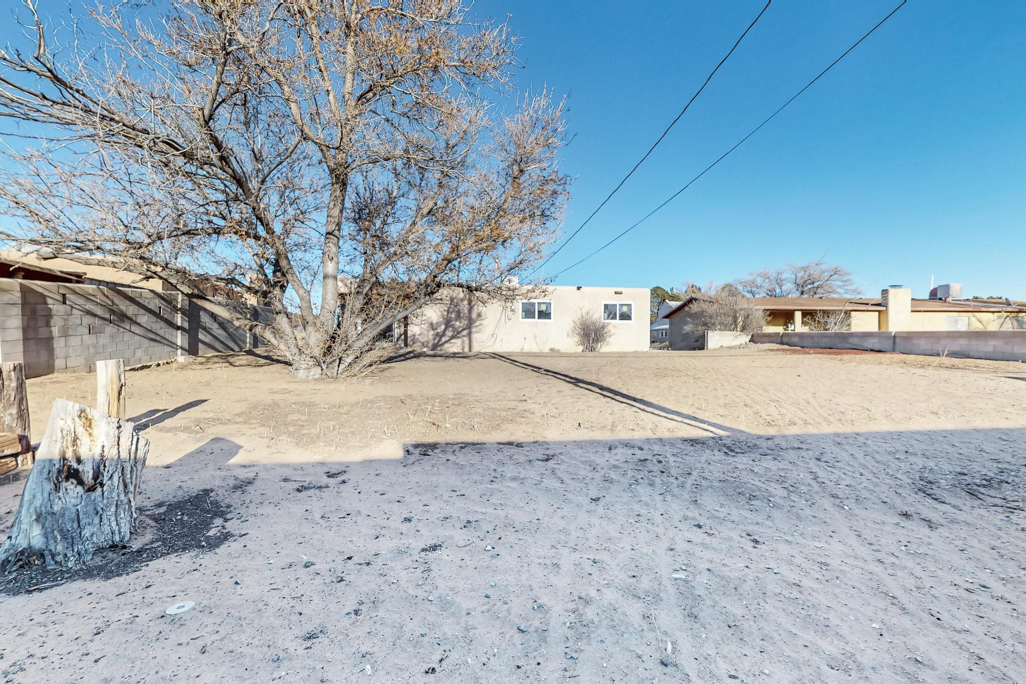 5852 Avenida La Barranca Place, Albuquerque, New Mexico image 36