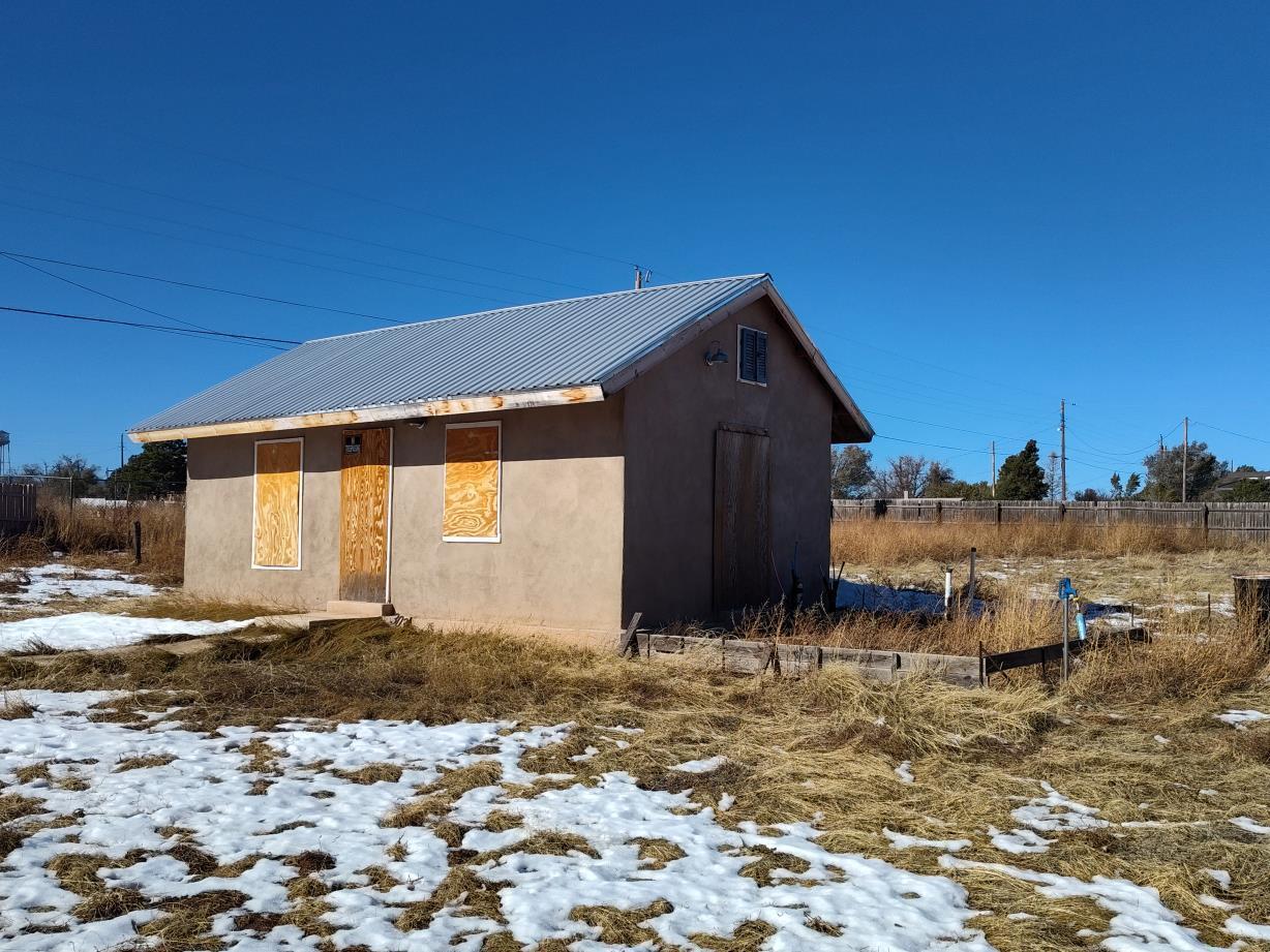 303 E Acoma Street, Mountainair, New Mexico image 2