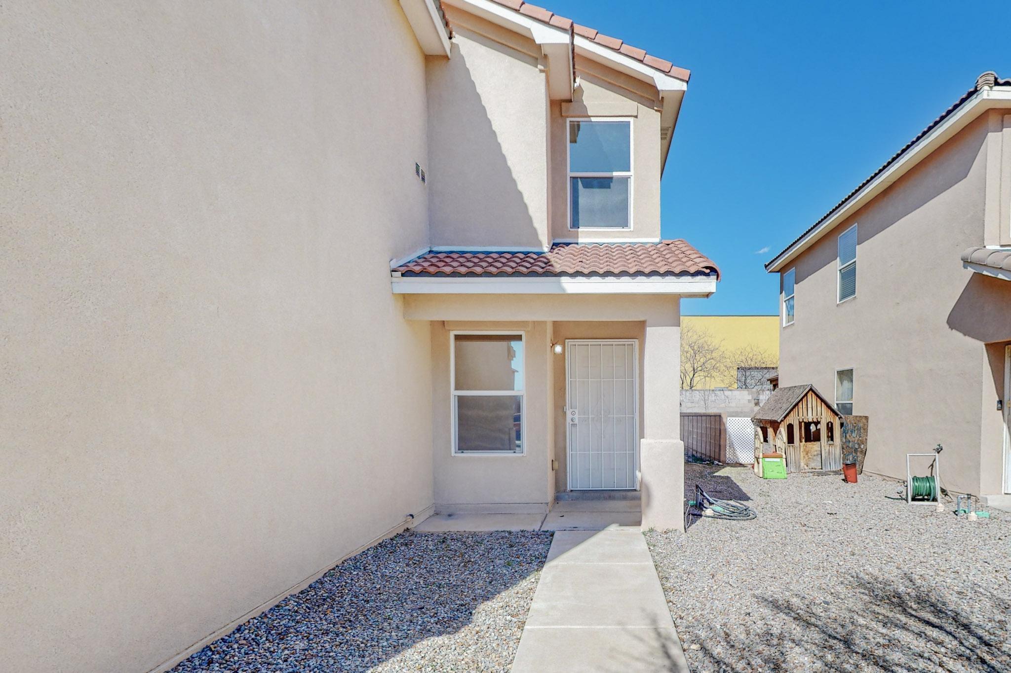 1112 TELSTAR Loop NW