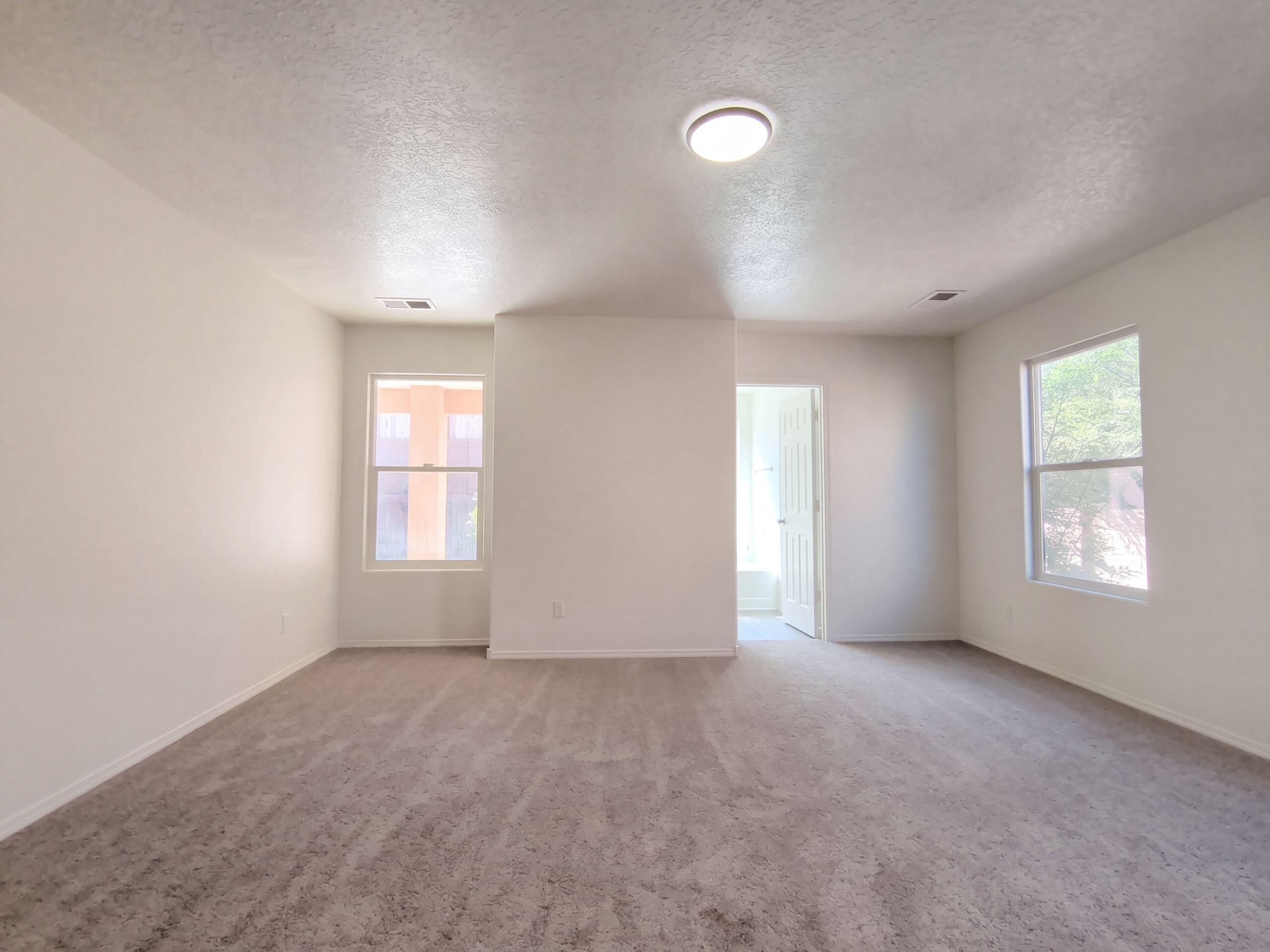 6608 Mountain Hawk Loop NE
