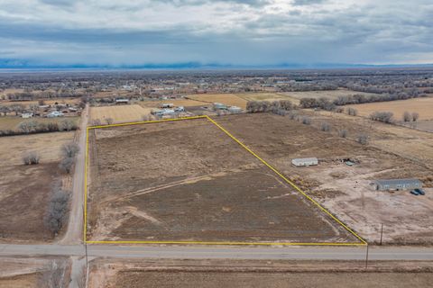 Photo of TBD SW Corner Cut Tree & Seabell Road, Belen, NM 87002 (MLS # 1098145)
