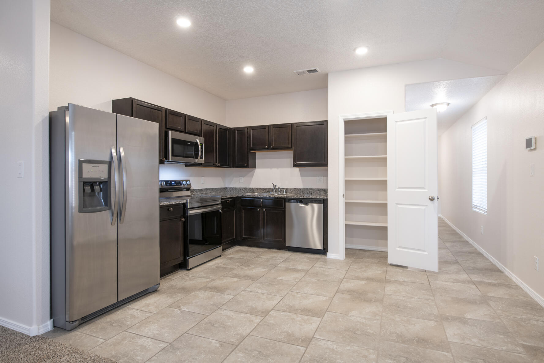 9320 Sandia Sunset Street, Albuquerque, New Mexico image 7