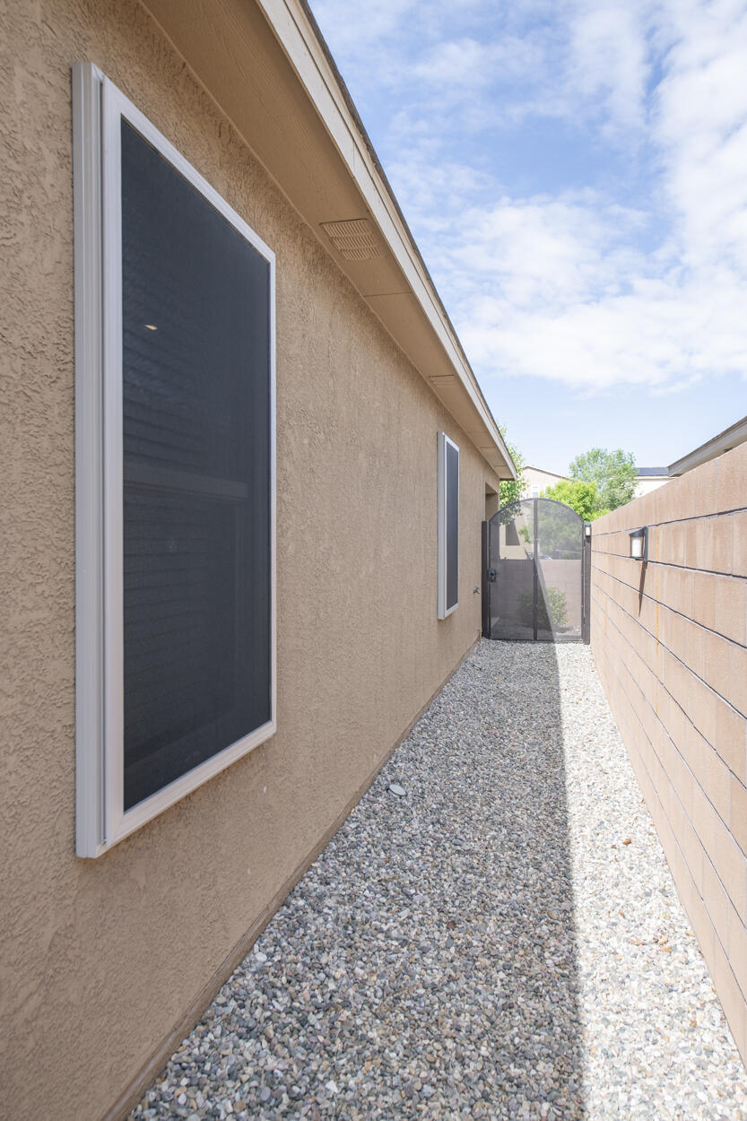 9320 Sandia Sunset Street, Albuquerque, New Mexico image 41
