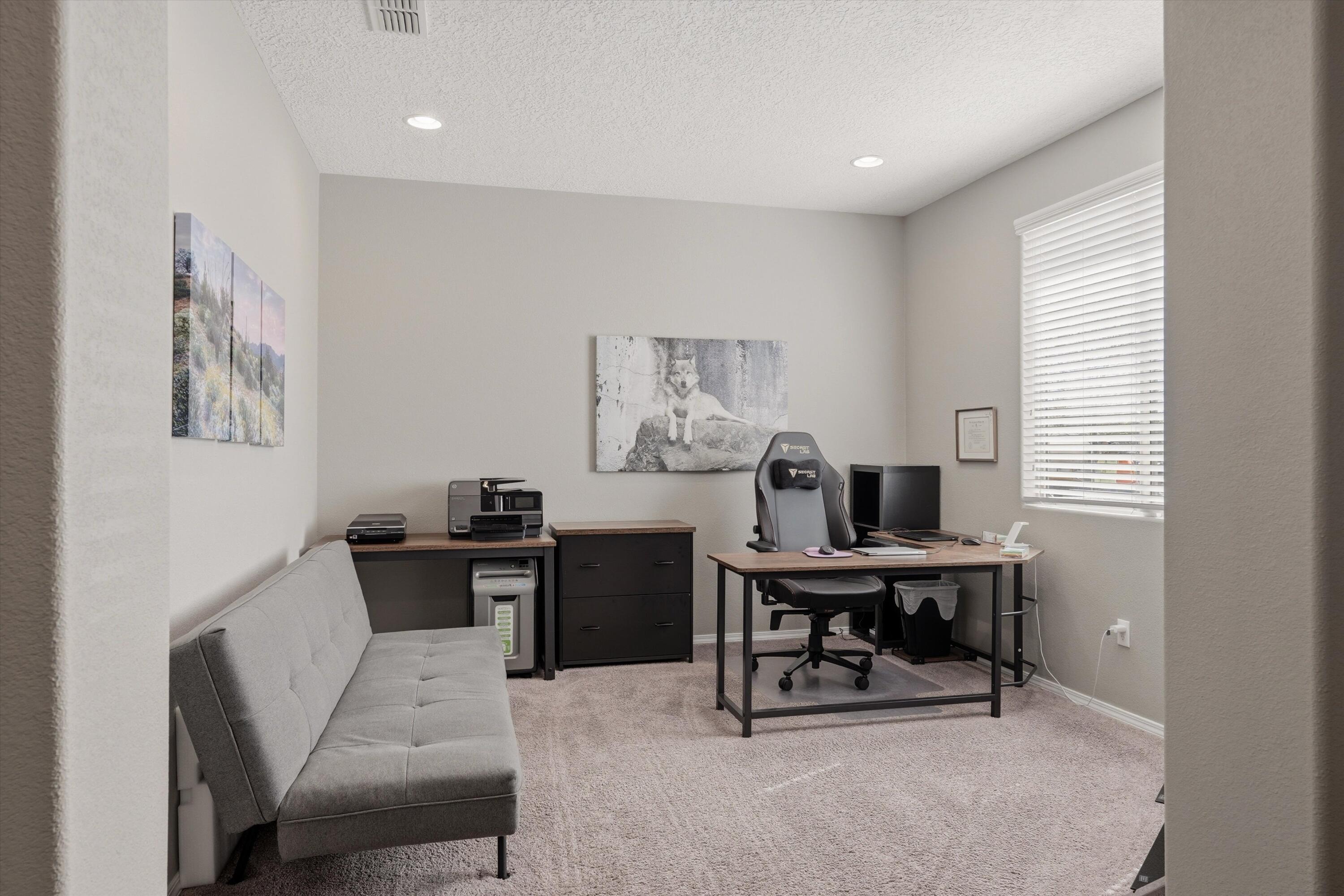 2955 Kings Canyon Loop NE