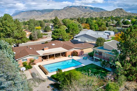 Photo of 1634 Sagebrush Trail SE, Albuquerque, NM 87123 (MLS # 1095054)