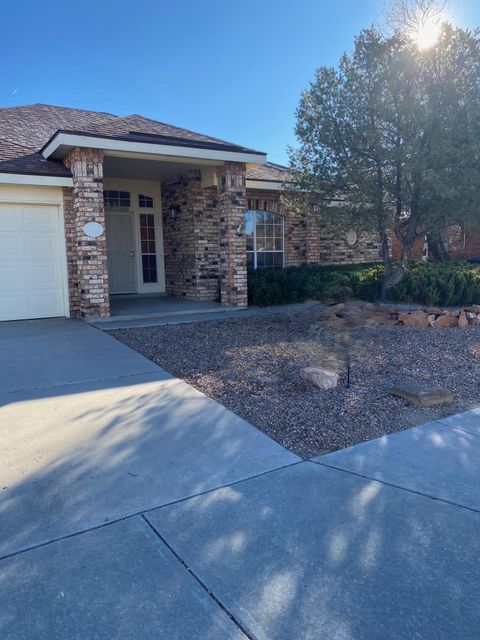 Photo of 2208 Parkwest Drive NW, Albuquerque, NM 87120 (MLS # 1095418)