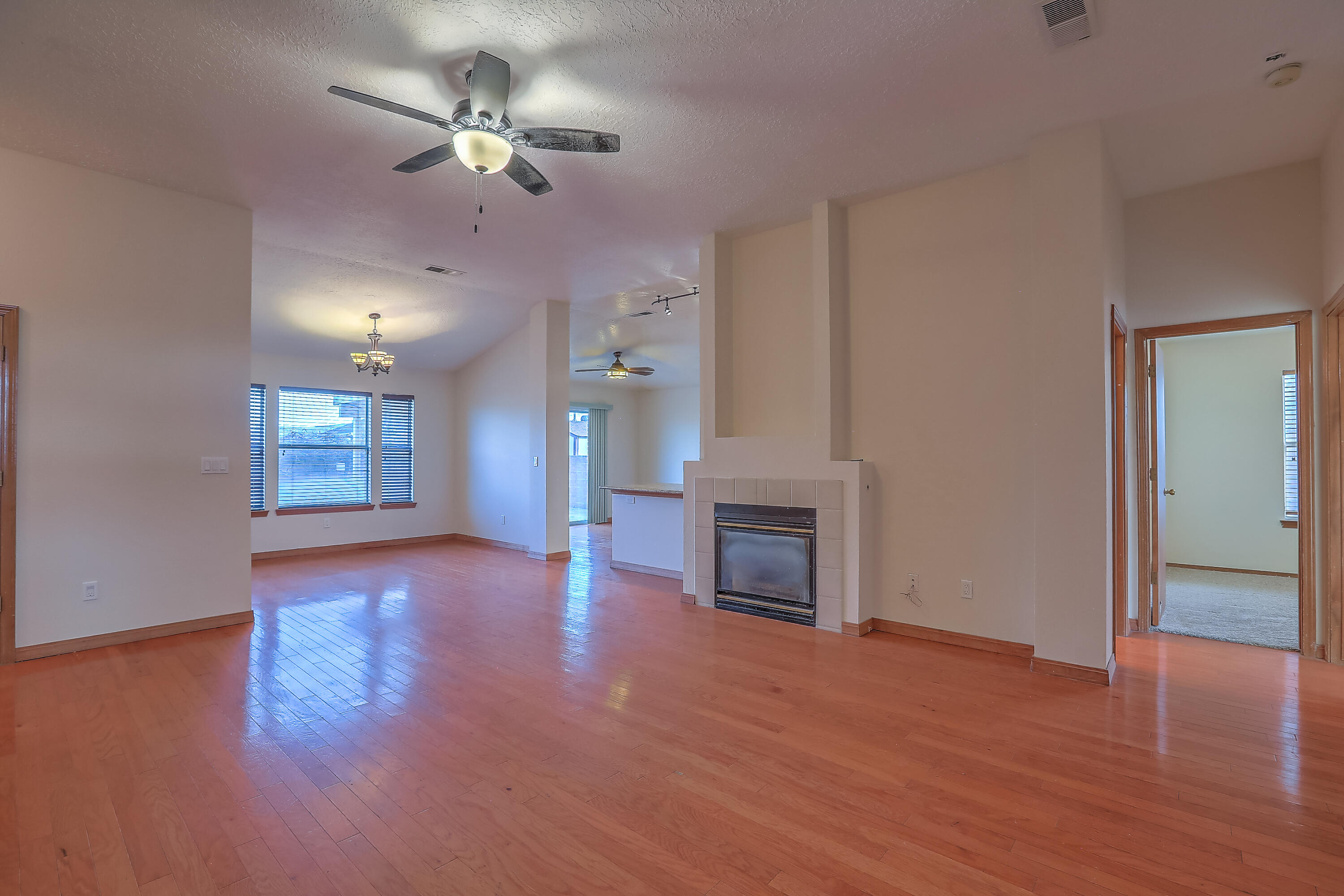 2208 Parkwest Drive NW