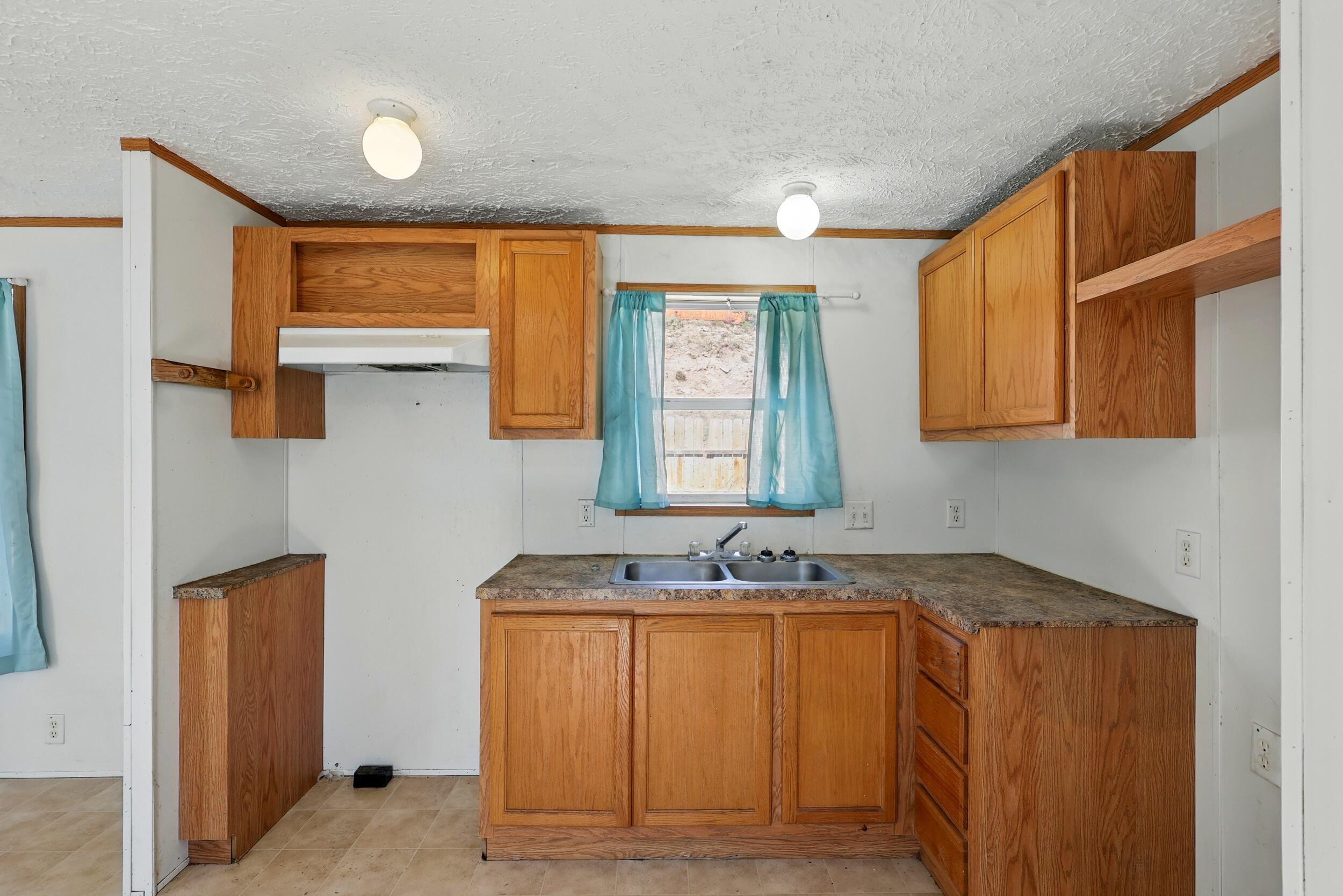 33 Tres Hermanos Road, Placitas, New Mexico image 6