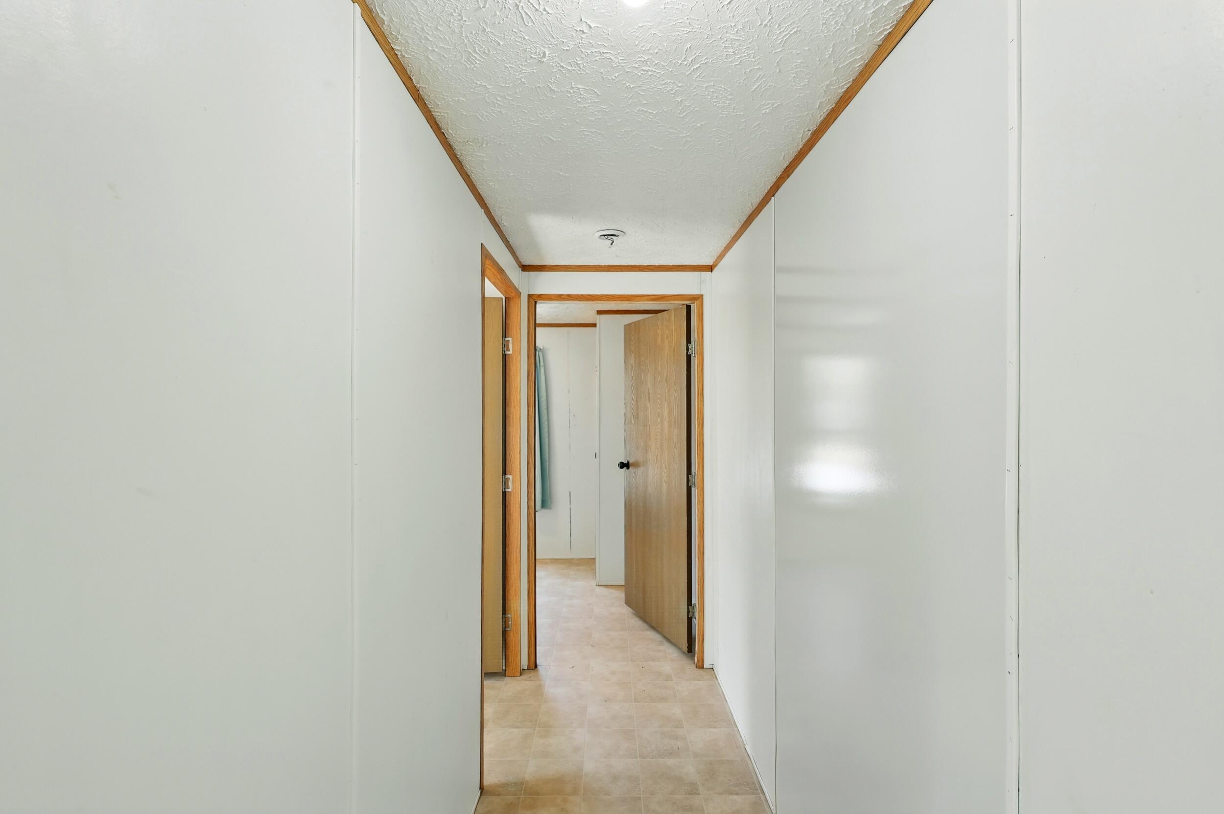 33 Tres Hermanos Road, Placitas, New Mexico image 8