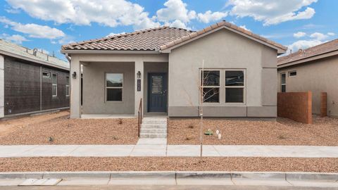 Photo of 1938 Mesa Grande Avenue SE, Albuquerque, NM 87106 (MLS # 1103773)