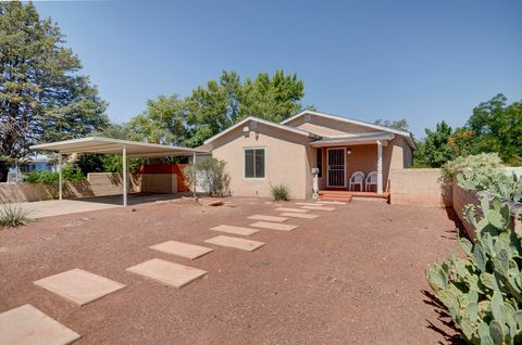 Photo of 3521 Smith Avenue SE, Albuquerque, NM 87106 (MLS # 1101474)