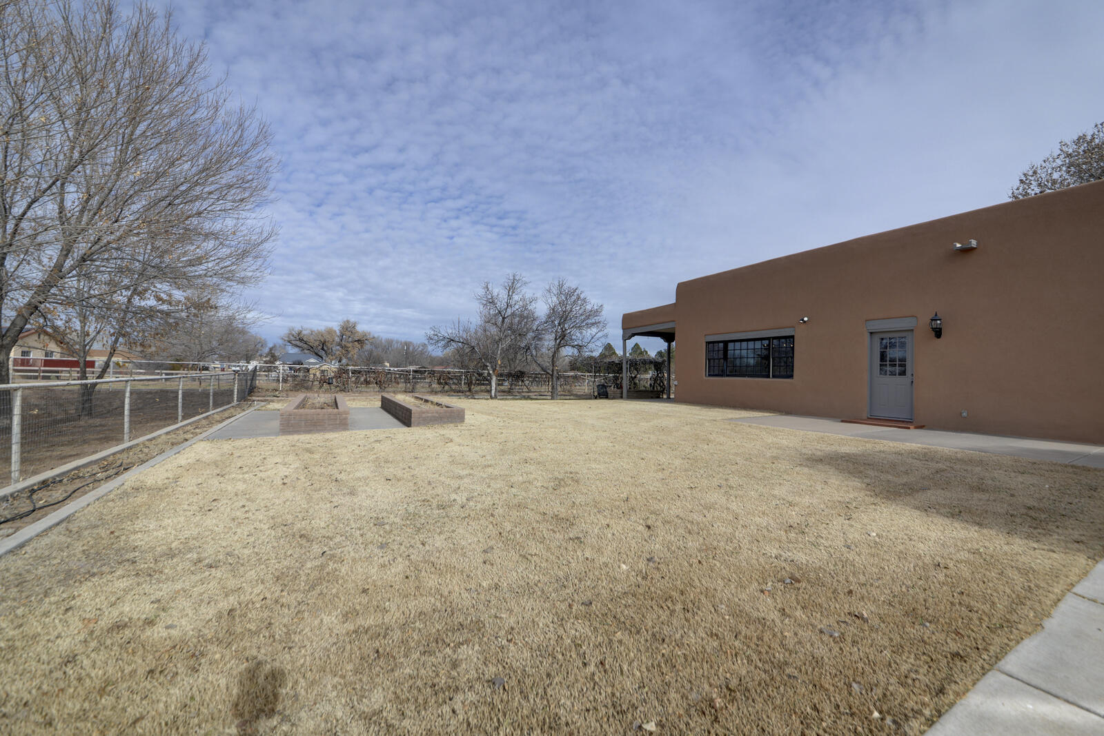 2492 Green Drive, Bosque Farms, New Mexico image 30