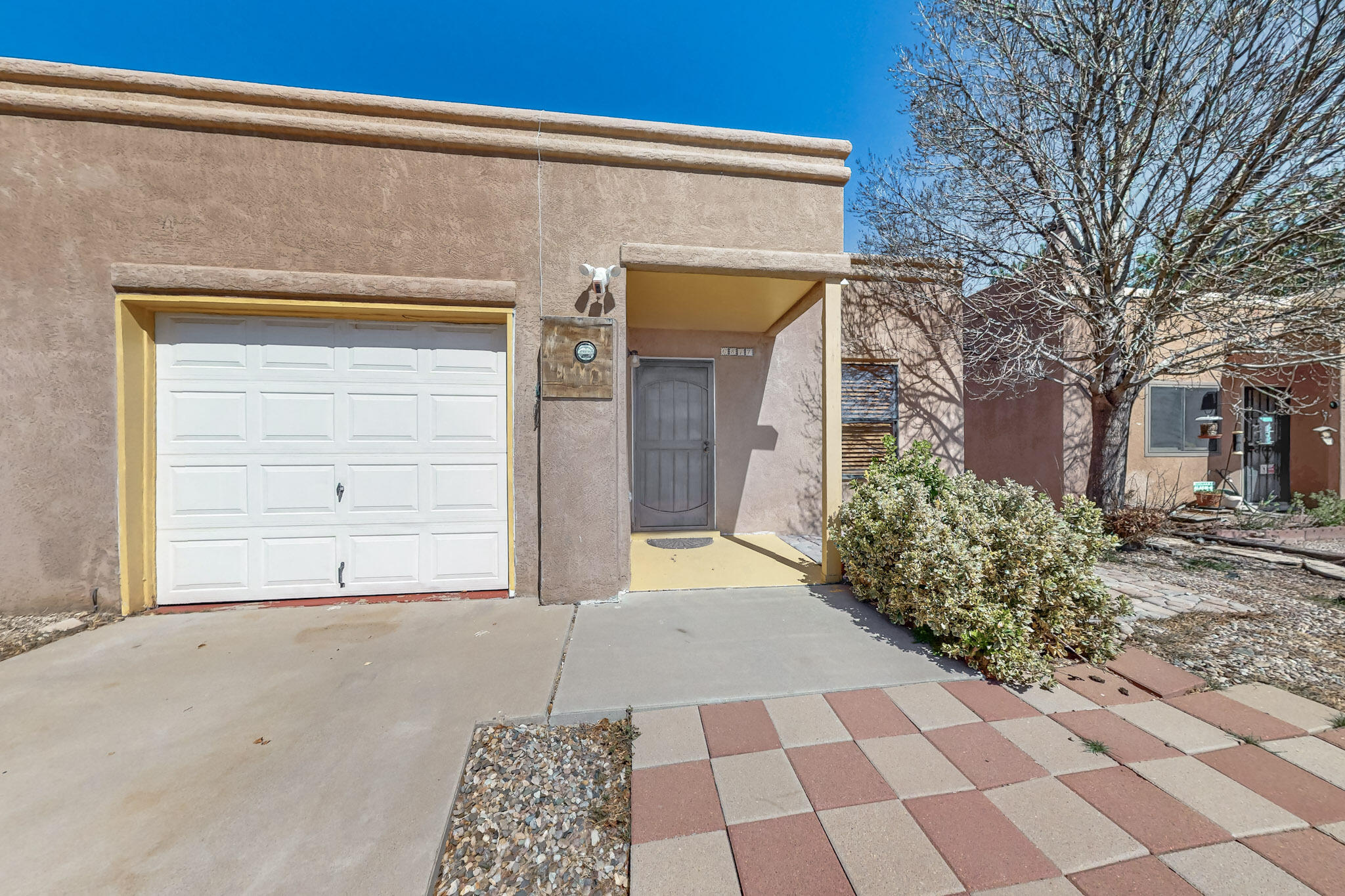 6817 Armand Road, Albuquerque, New Mexico image 3