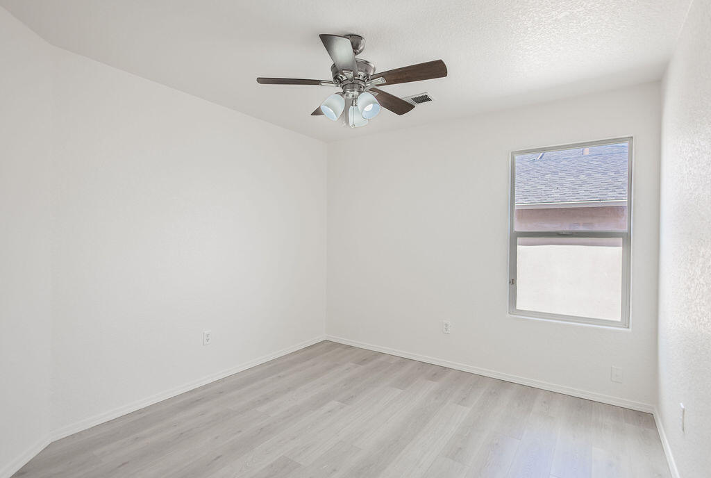 9105 Hidden Spring Avenue, Albuquerque, New Mexico image 14