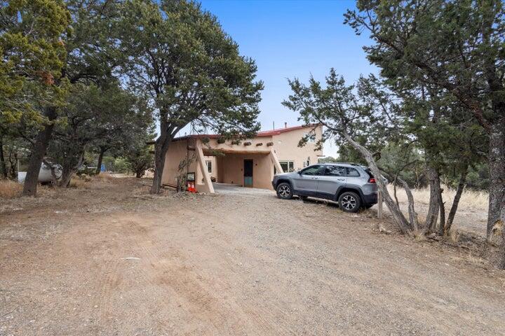 391 Sedillo Hill Road, Tijeras, New Mexico image 2