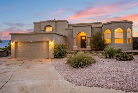 Photo of 10216 Silver Grade Court NW, Albuquerque, NM 87114 (MLS # 1111206)