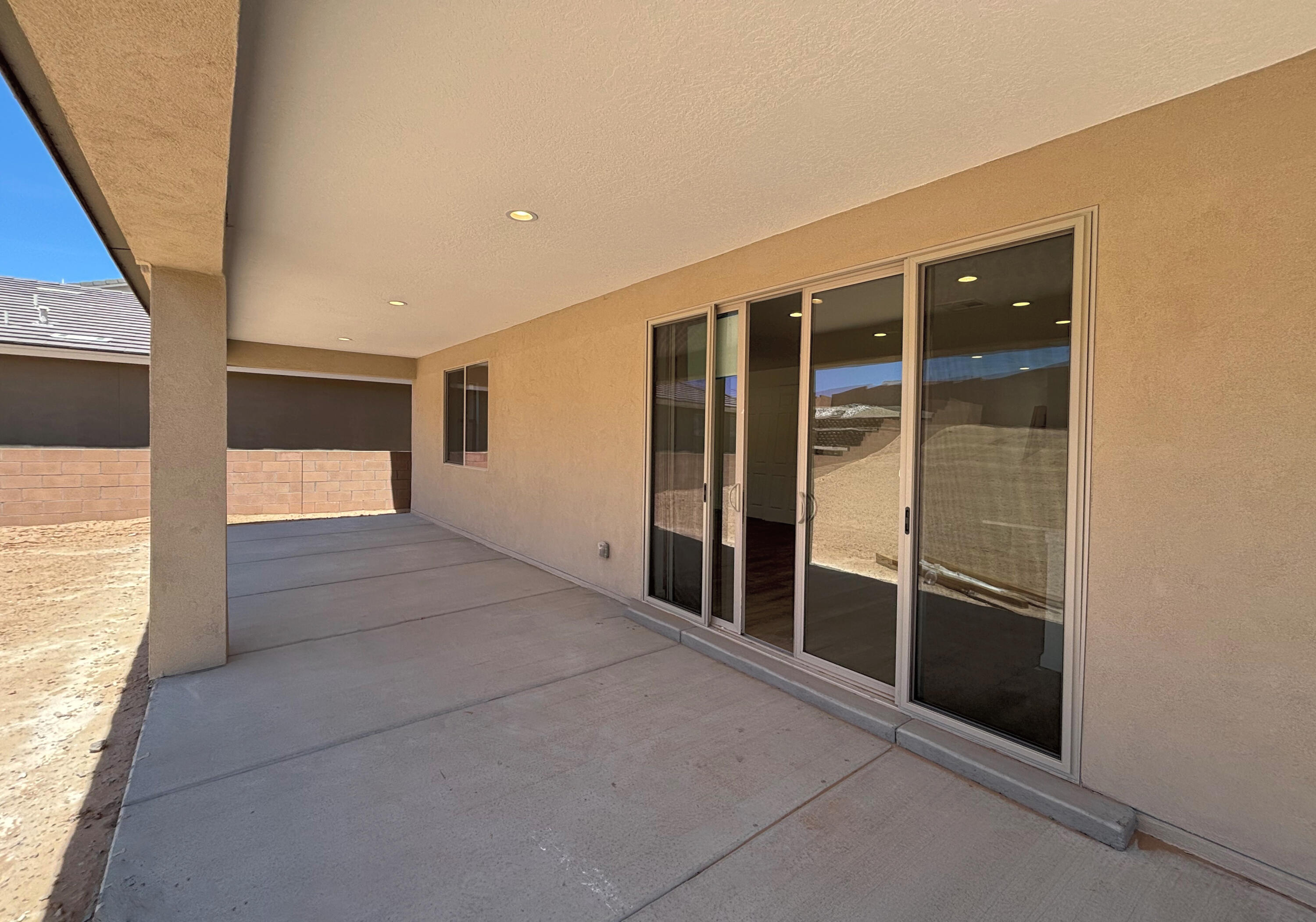 1325 Valle De Colores Street, Los Lunas, New Mexico image 9