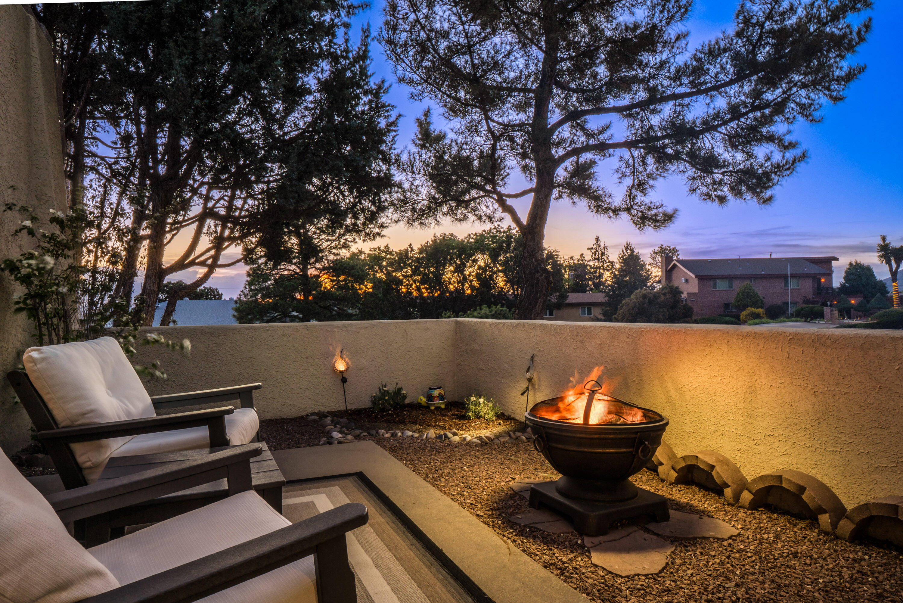 4706 Glenwood Hills Drive, Albuquerque, New Mexico image 1